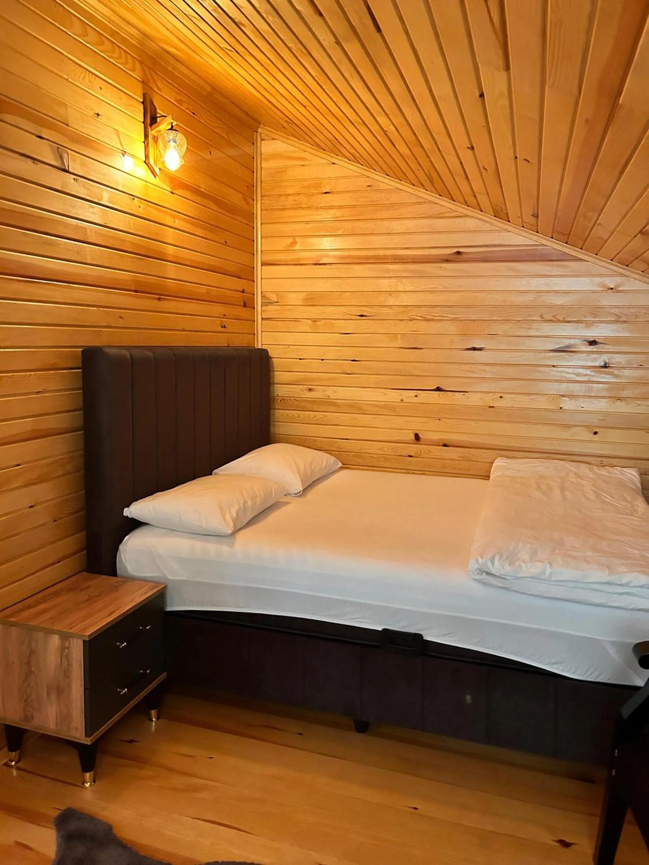 Bed in Meydan Şelale Dağ Evi