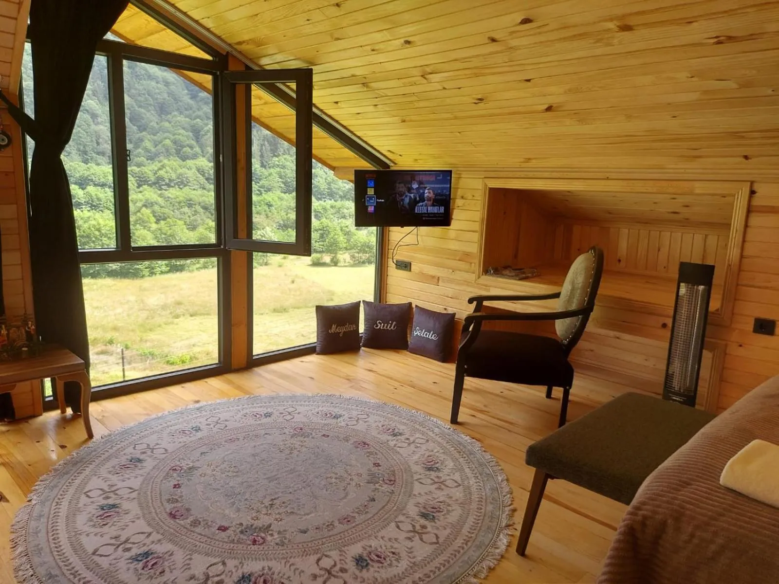 TV and multimedia in Meydan Şelale Dağ Evi