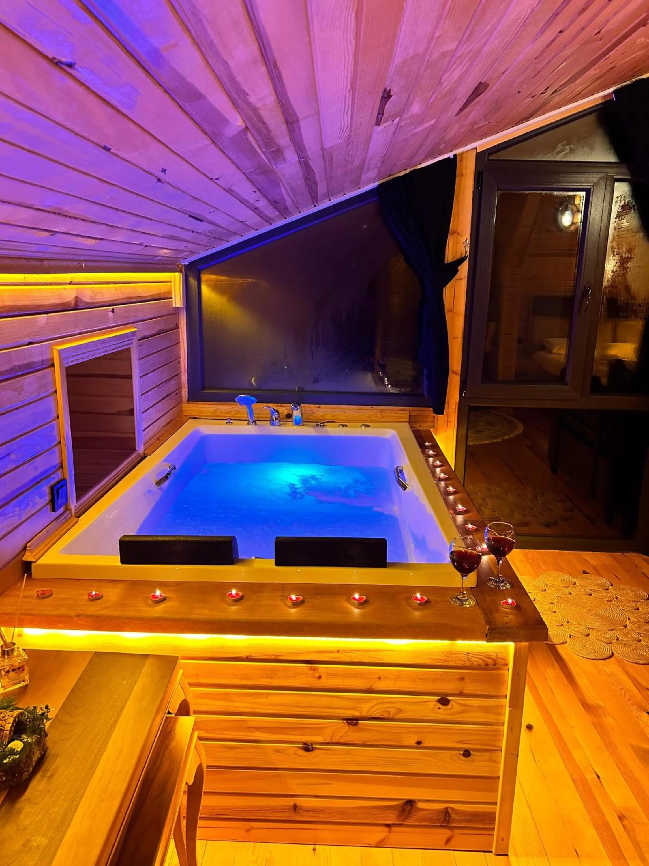 Meydan Şelale Dağ Evi