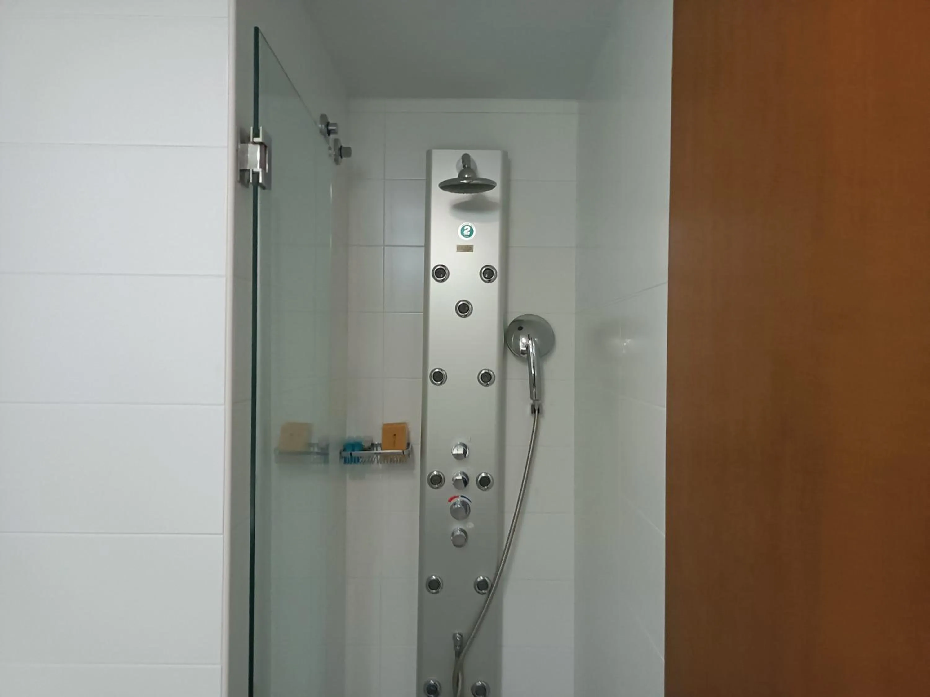 Shower in Casa das Capelas