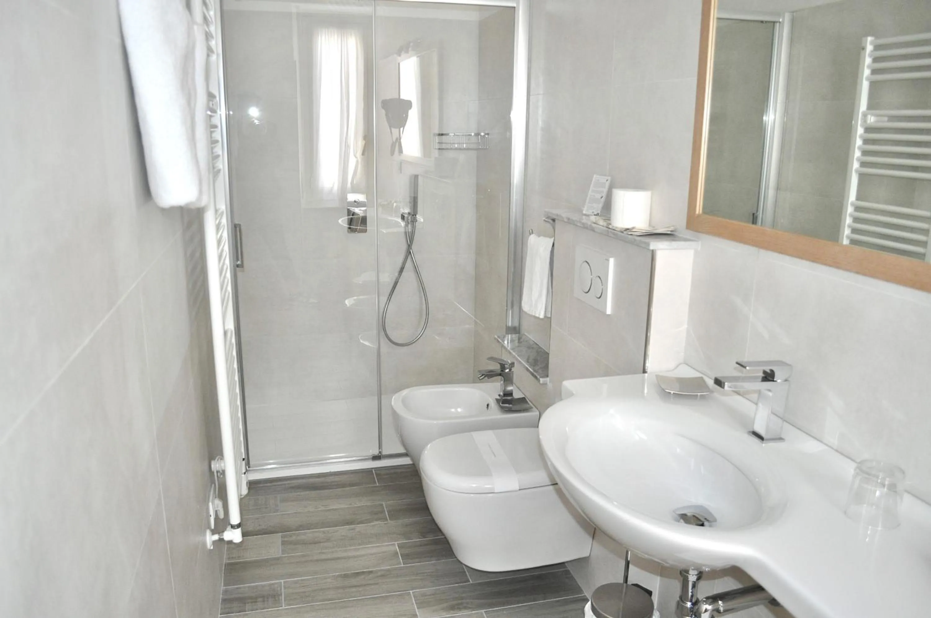 Bathroom in Hotel Boncardo