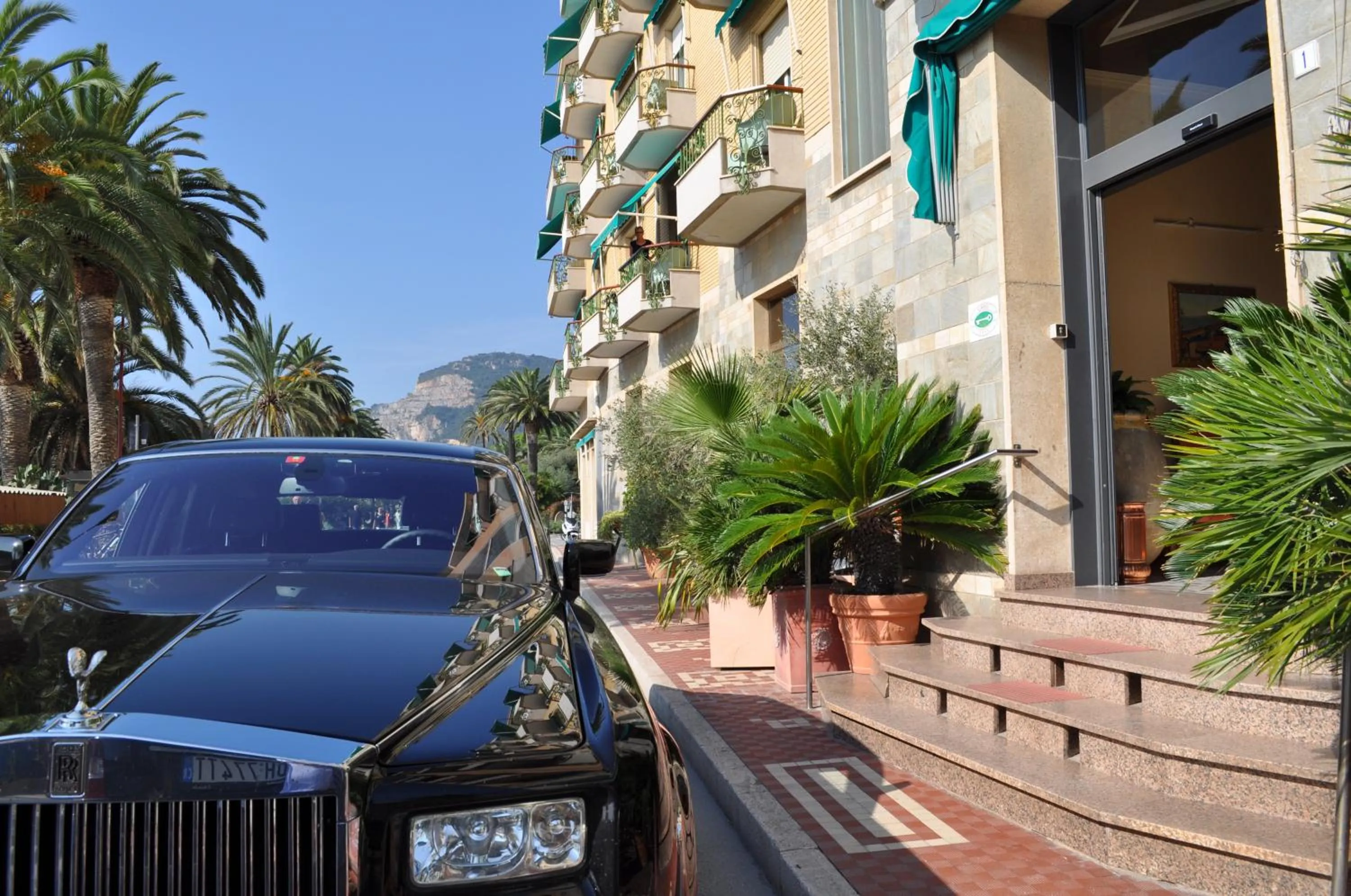 Facade/entrance in Hotel Boncardo