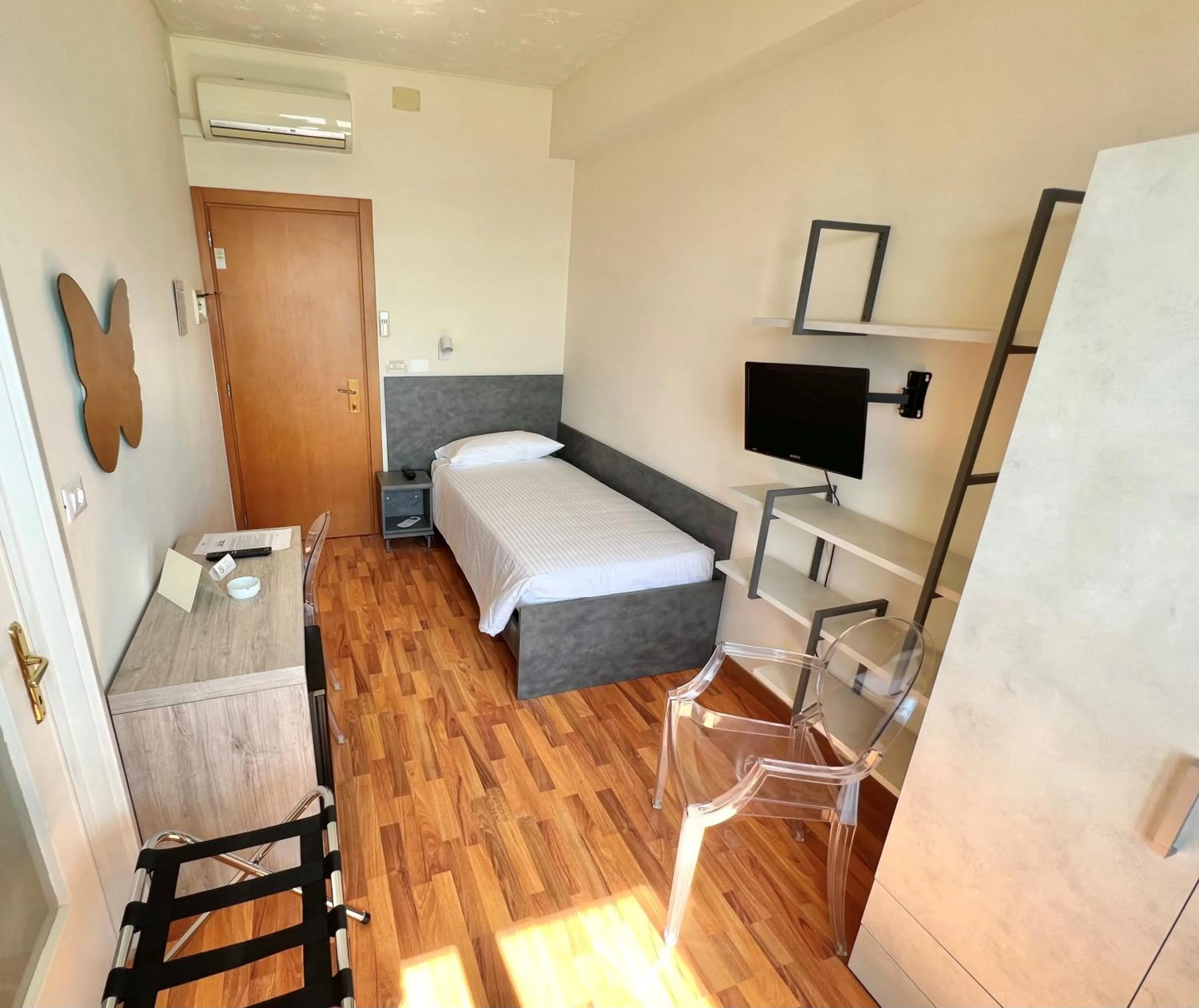 Bed in Hotel Boncardo