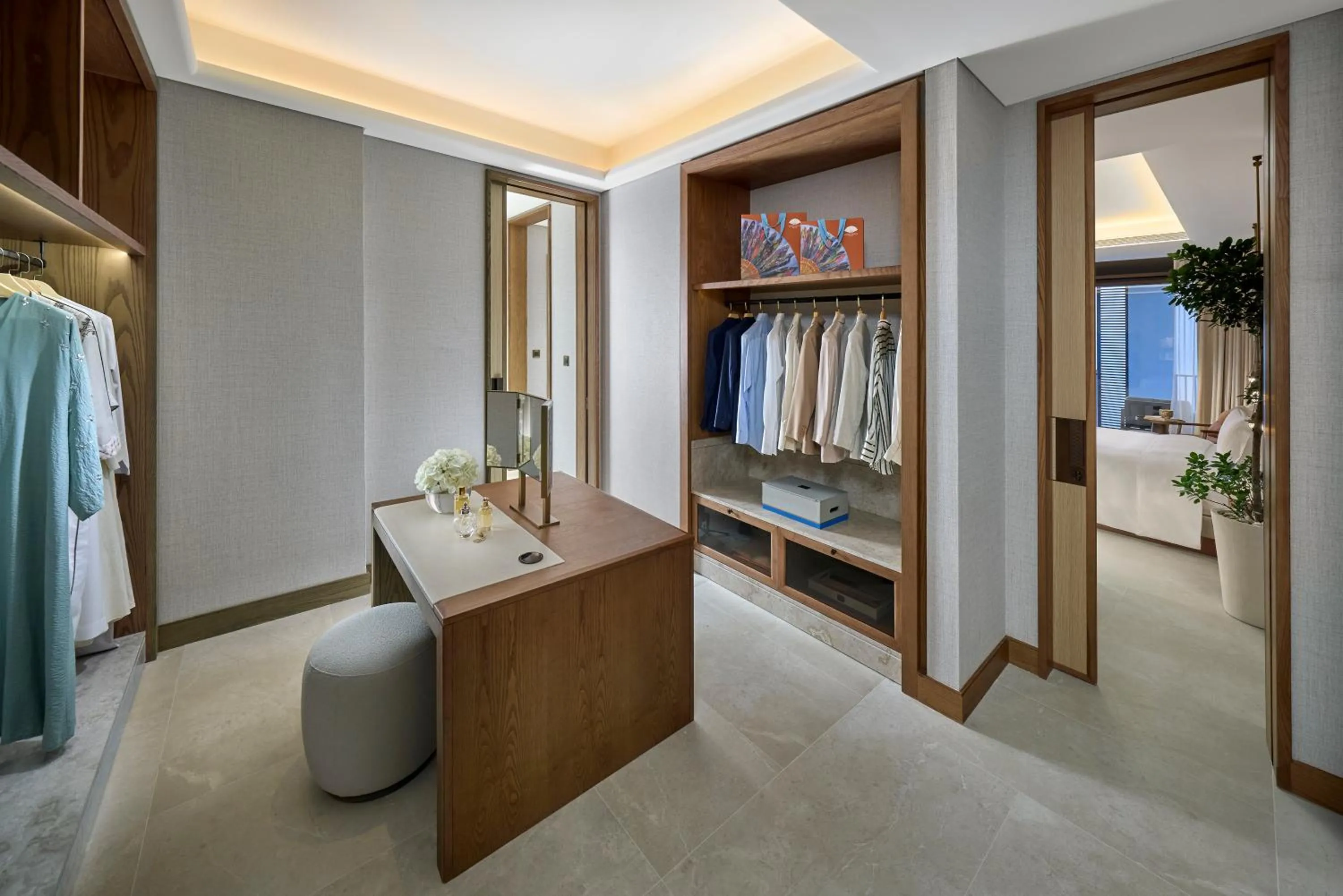wardrobe, Bed in Mandarin Oriental, Muscat