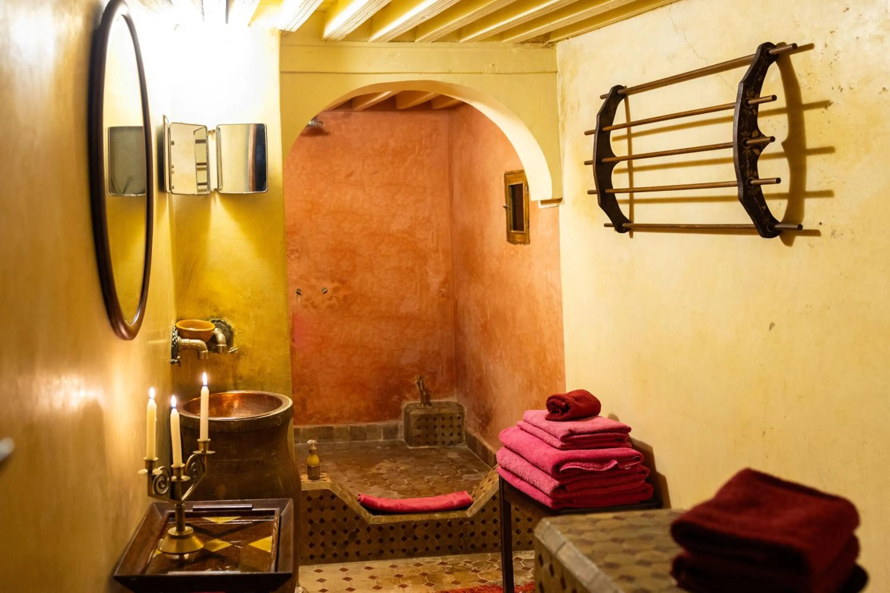 Shower in Riad 9 Fez