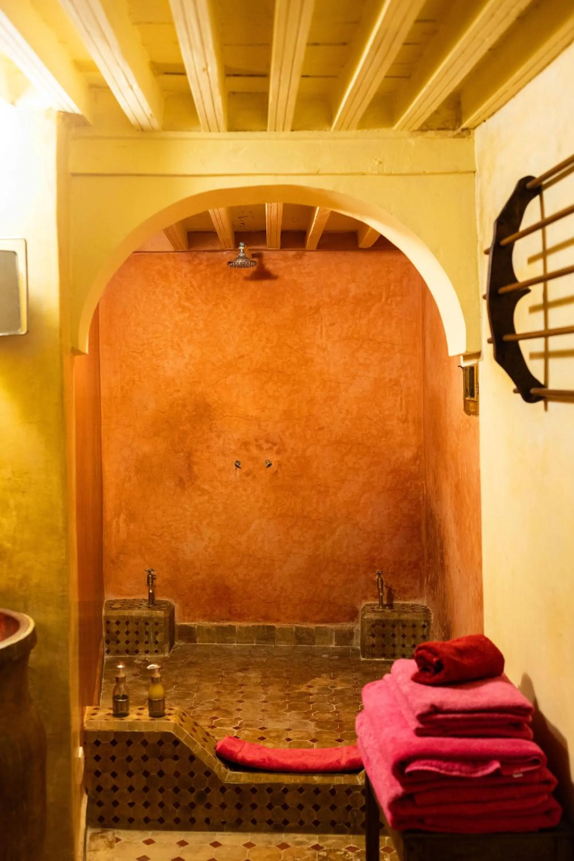Shower in Riad 9 Fez