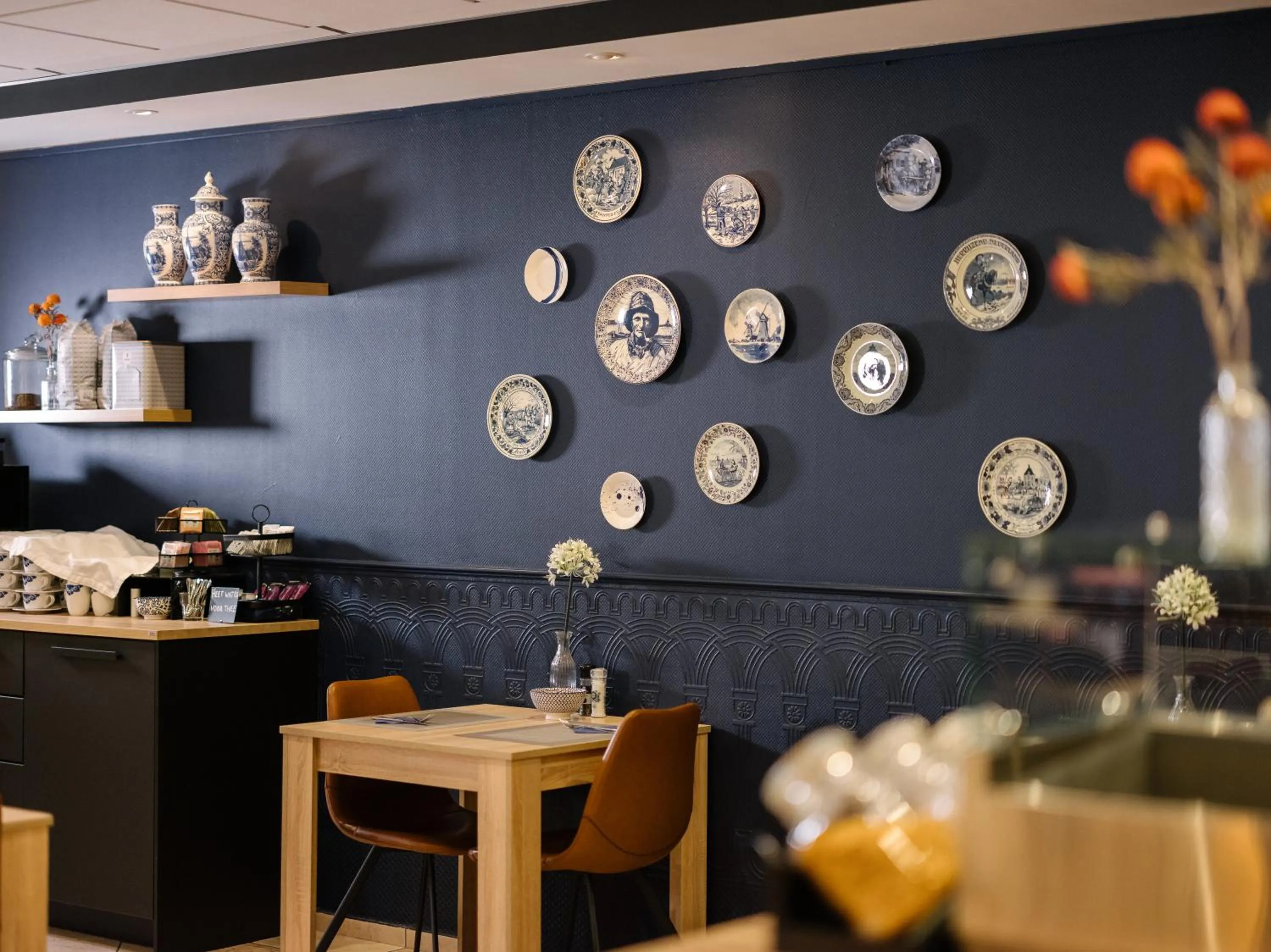 Decorative detail in Hotel de Koophandel