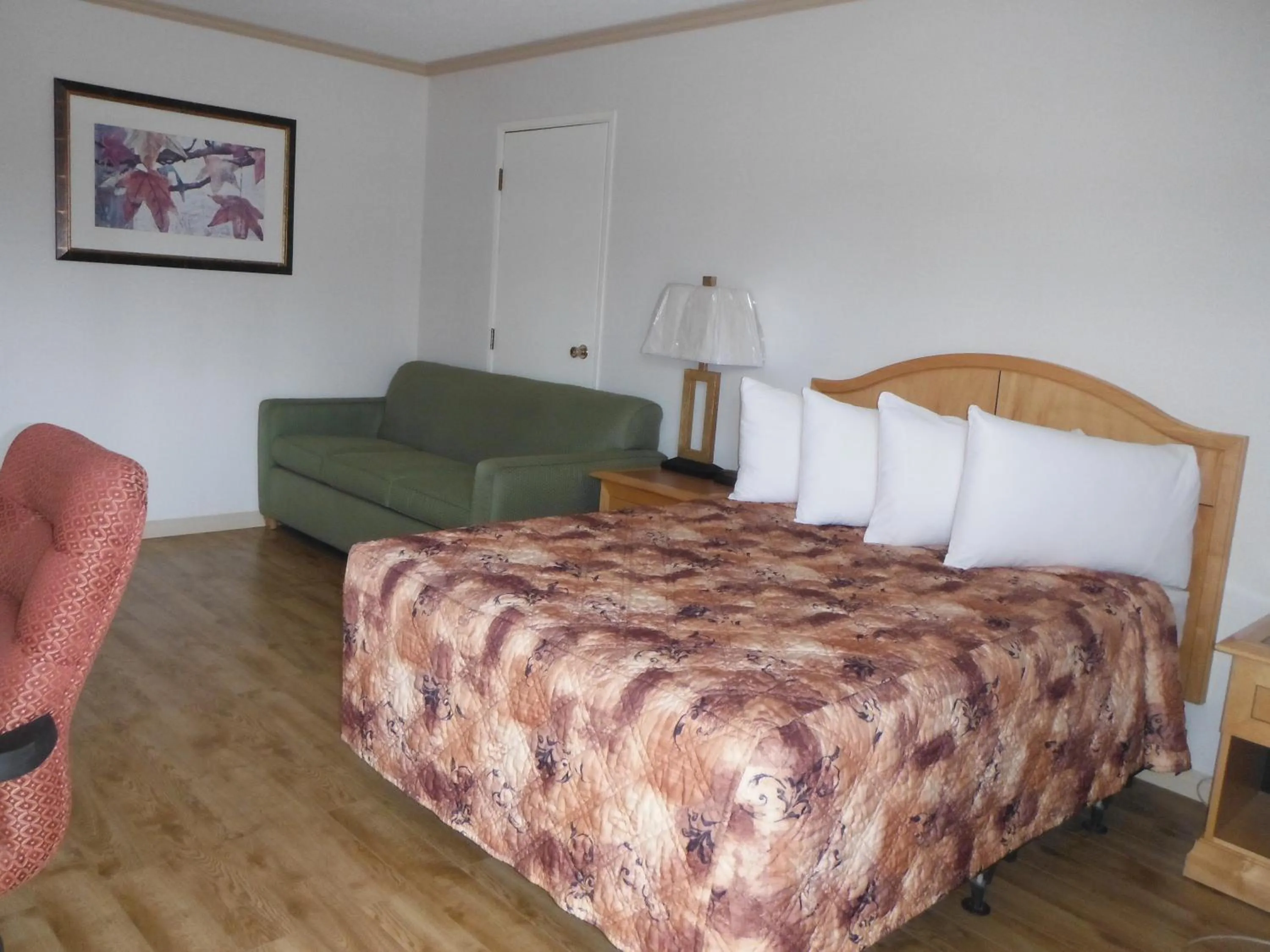 Bed in Tumbler Ridge Inn