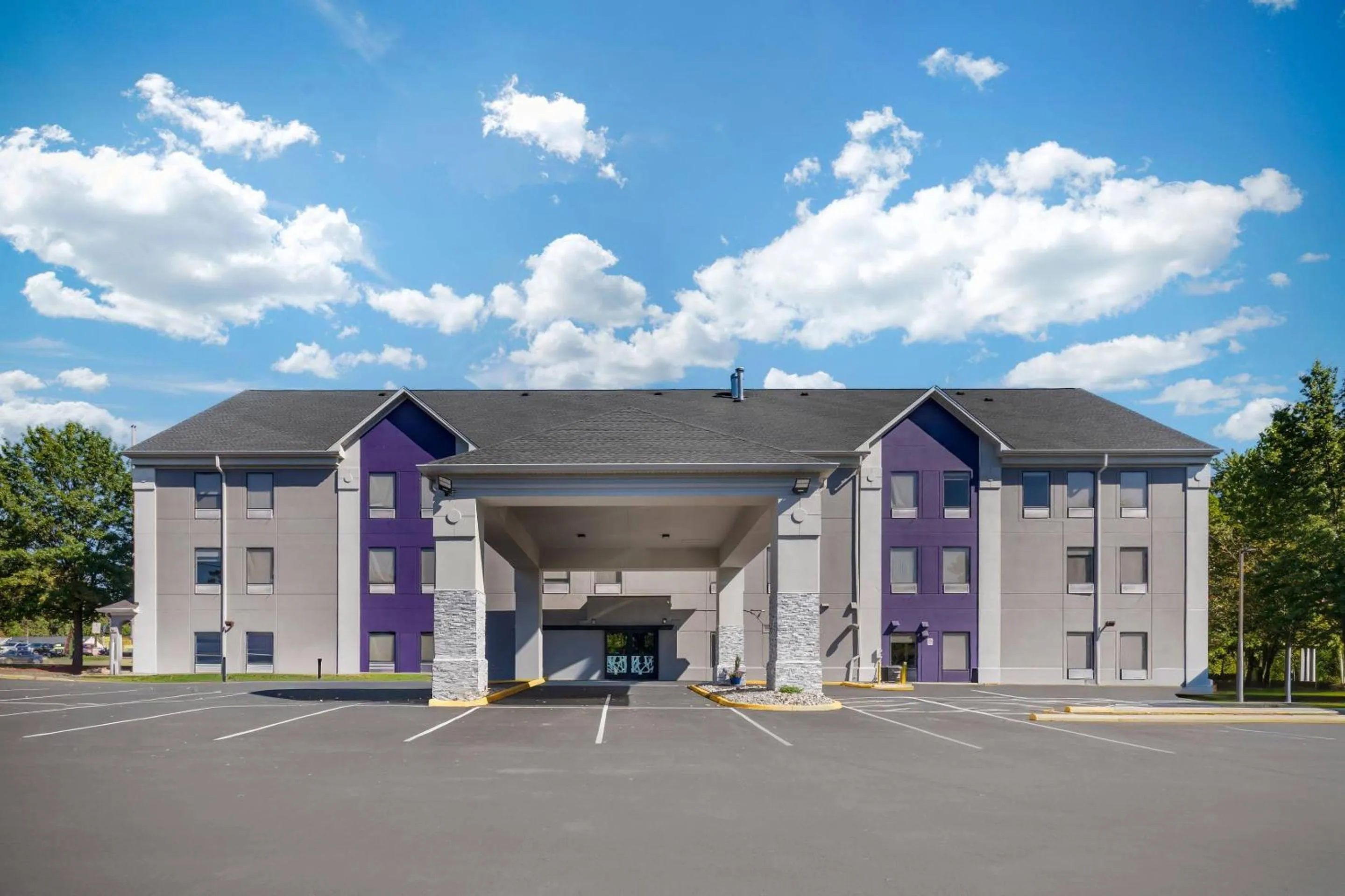 Property building in Sleep Inn