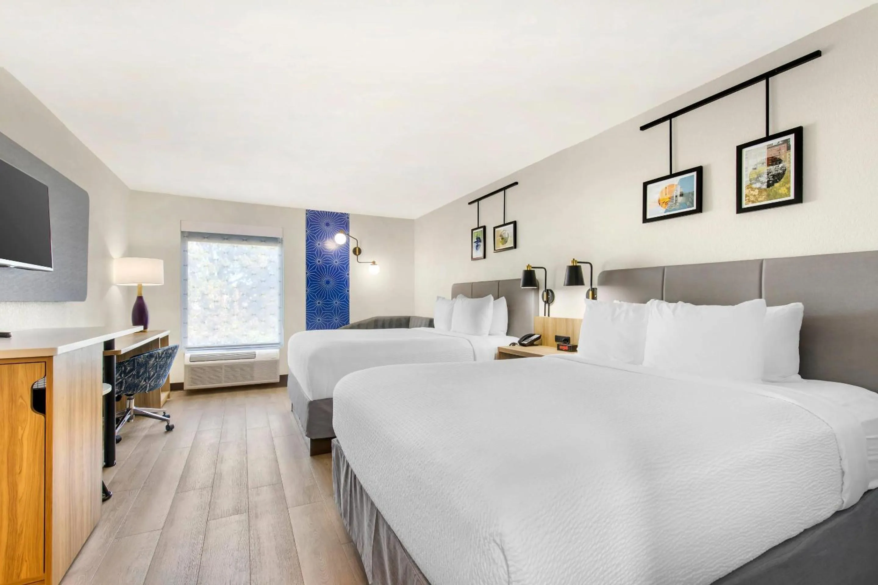 Bedroom, Bed in Sleep Inn