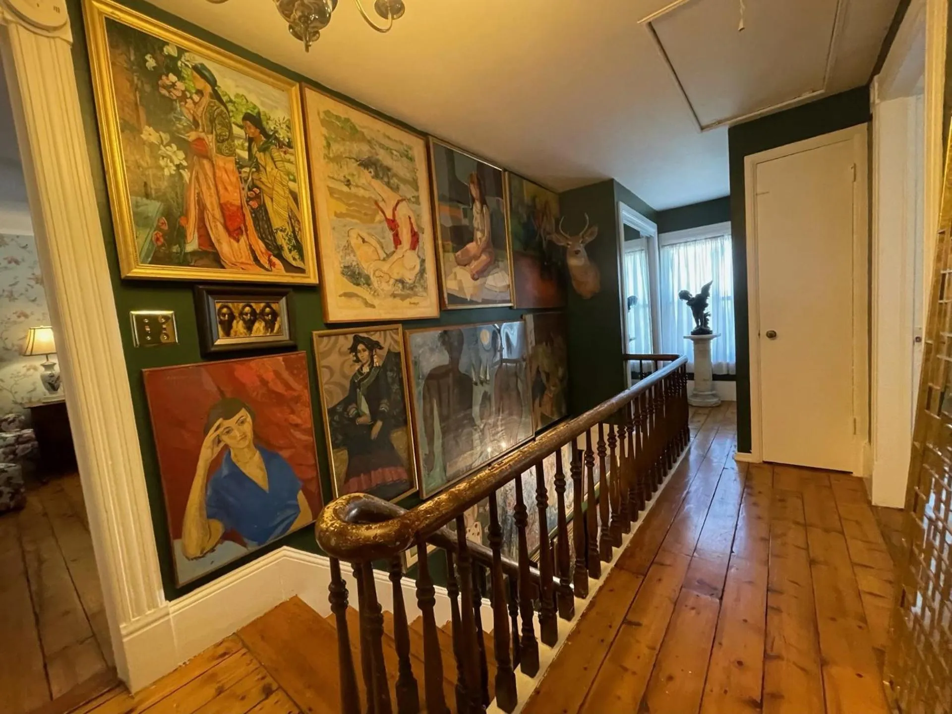 Facade/entrance in Beacon Hermitage