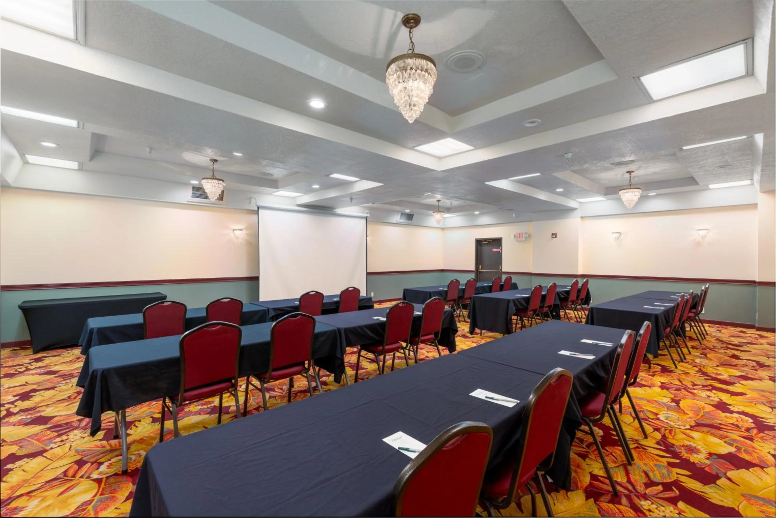 Meeting/conference room in MCM Elegante Suites Abilene