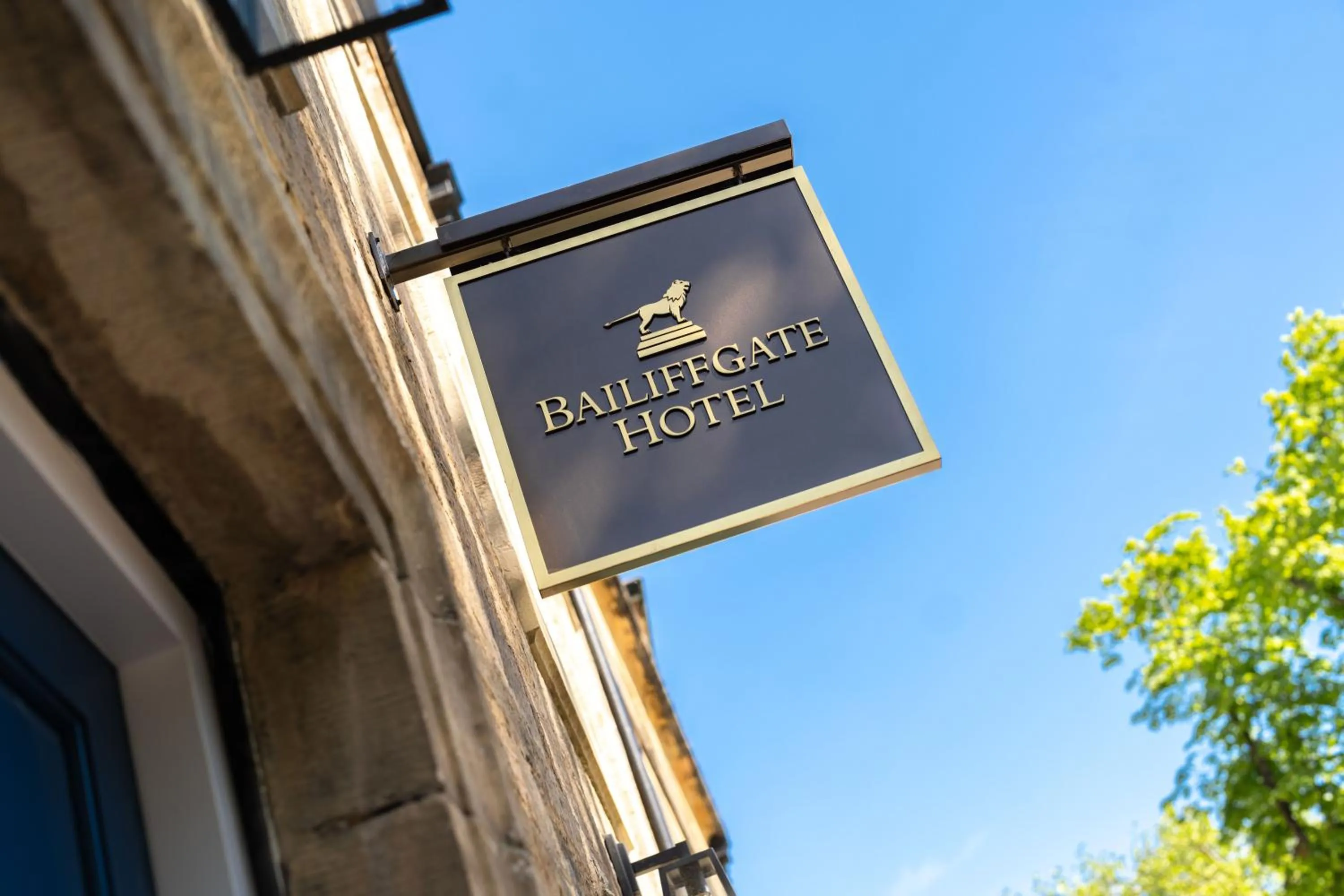 Facade/entrance in Bailiffgate Hotel