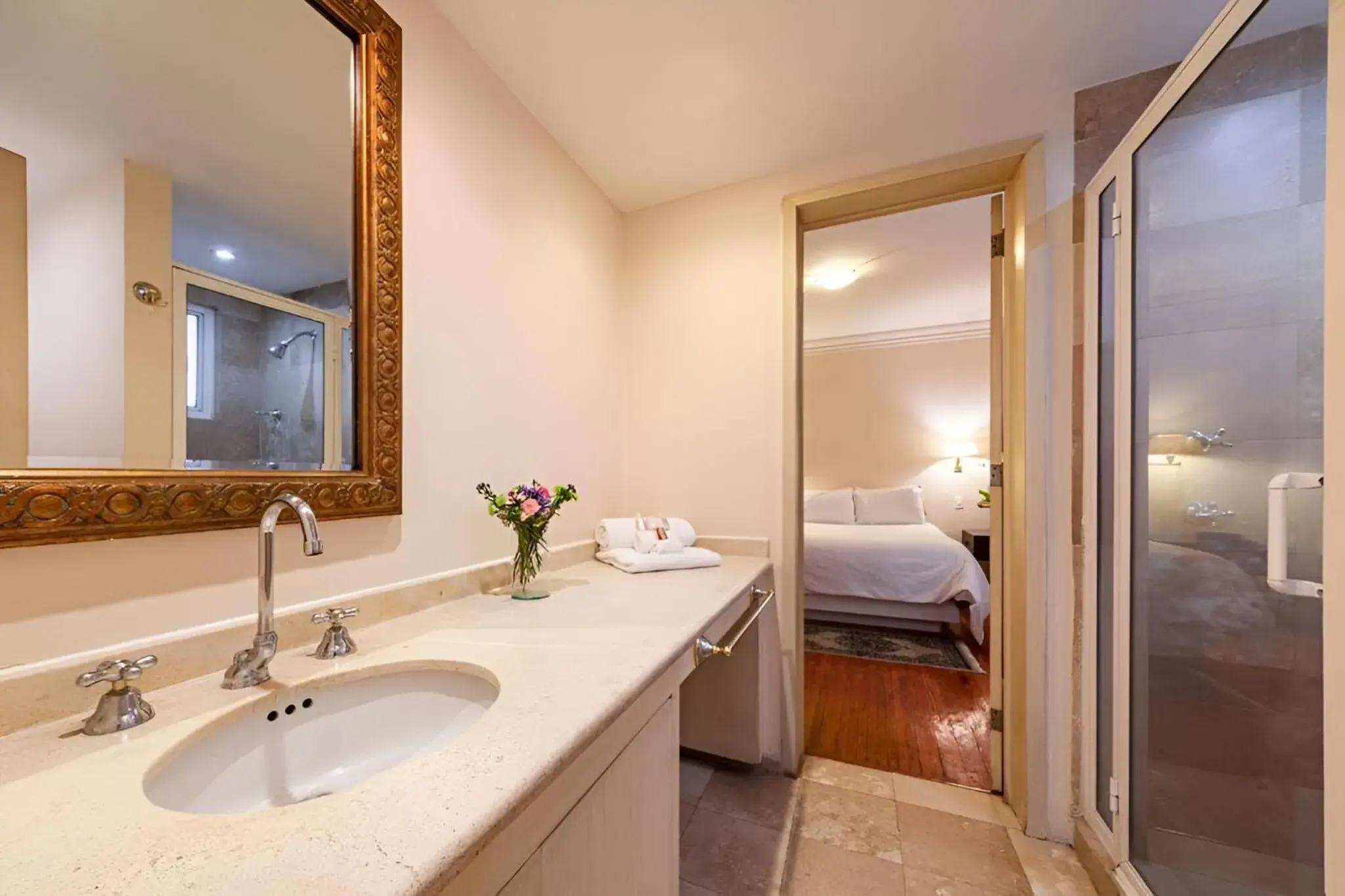 Deluxe Suite in Suites Newton Deluxe Suite in Suites Newton