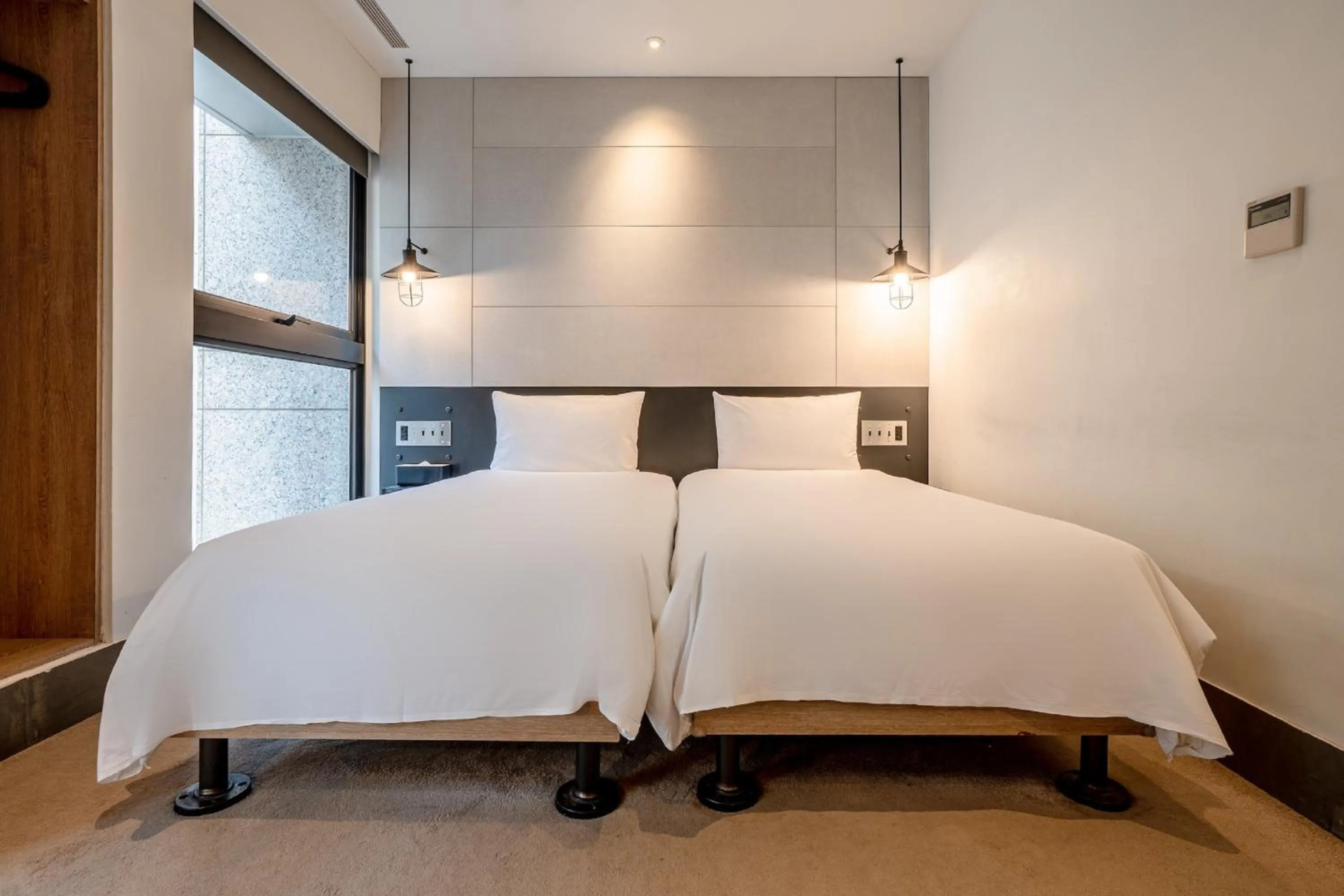 Classic Twin in CHECK inn Taipei Songjiang