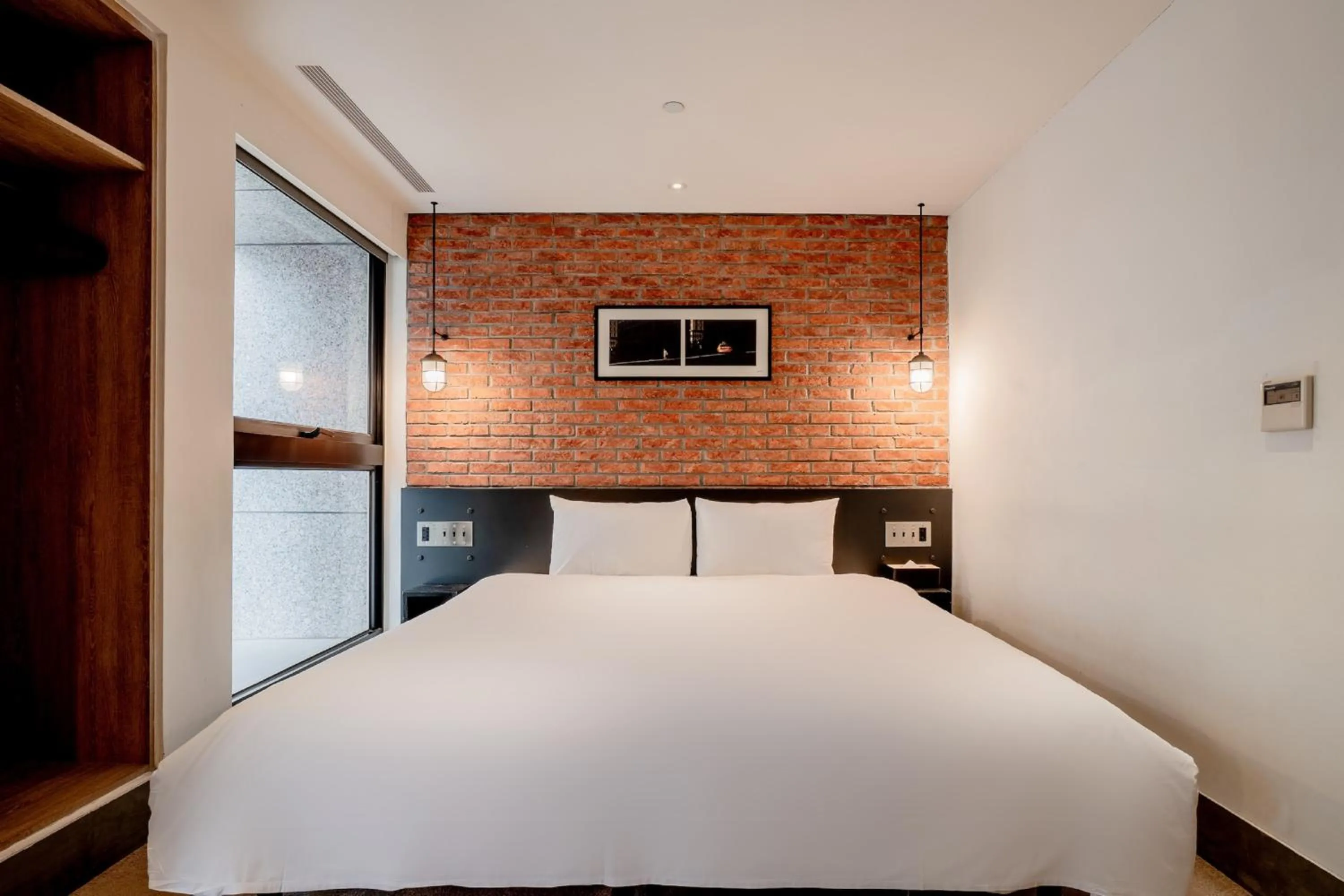Classic Double in CHECK inn Taipei Songjiang