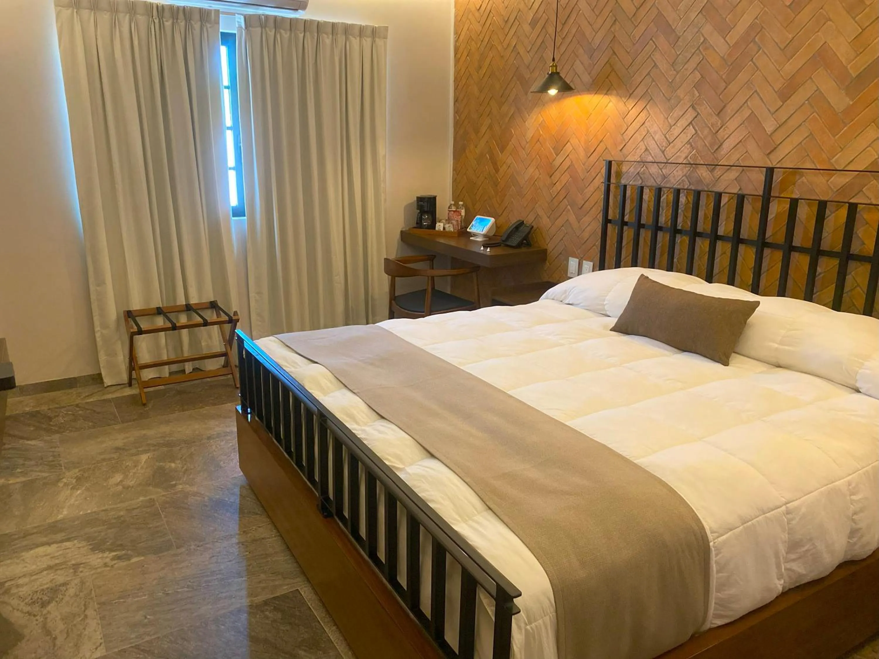 View (from property/room), Bed in Hotel Boutique Divino Sol