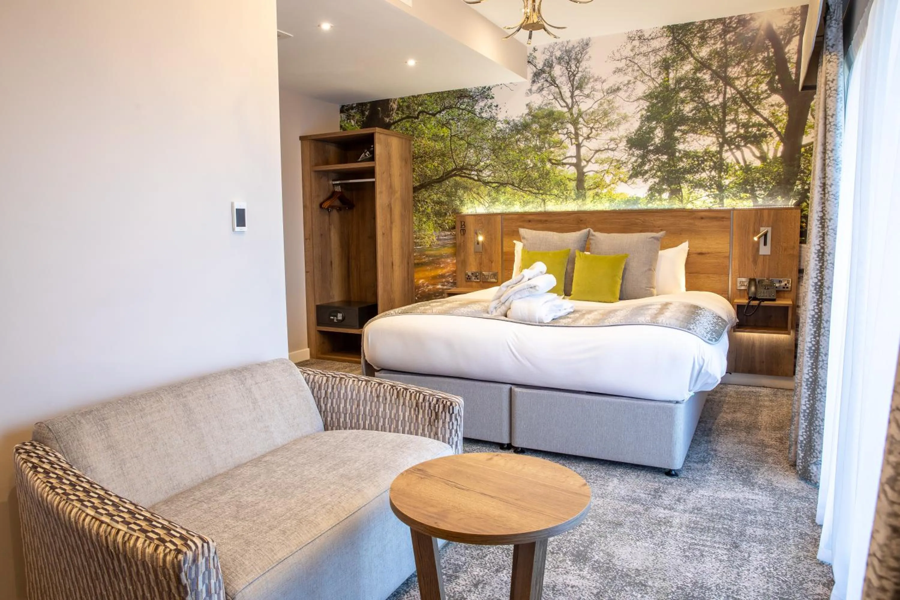 Bed in Barton Manor Hotel & Spa; BW Signature Collection