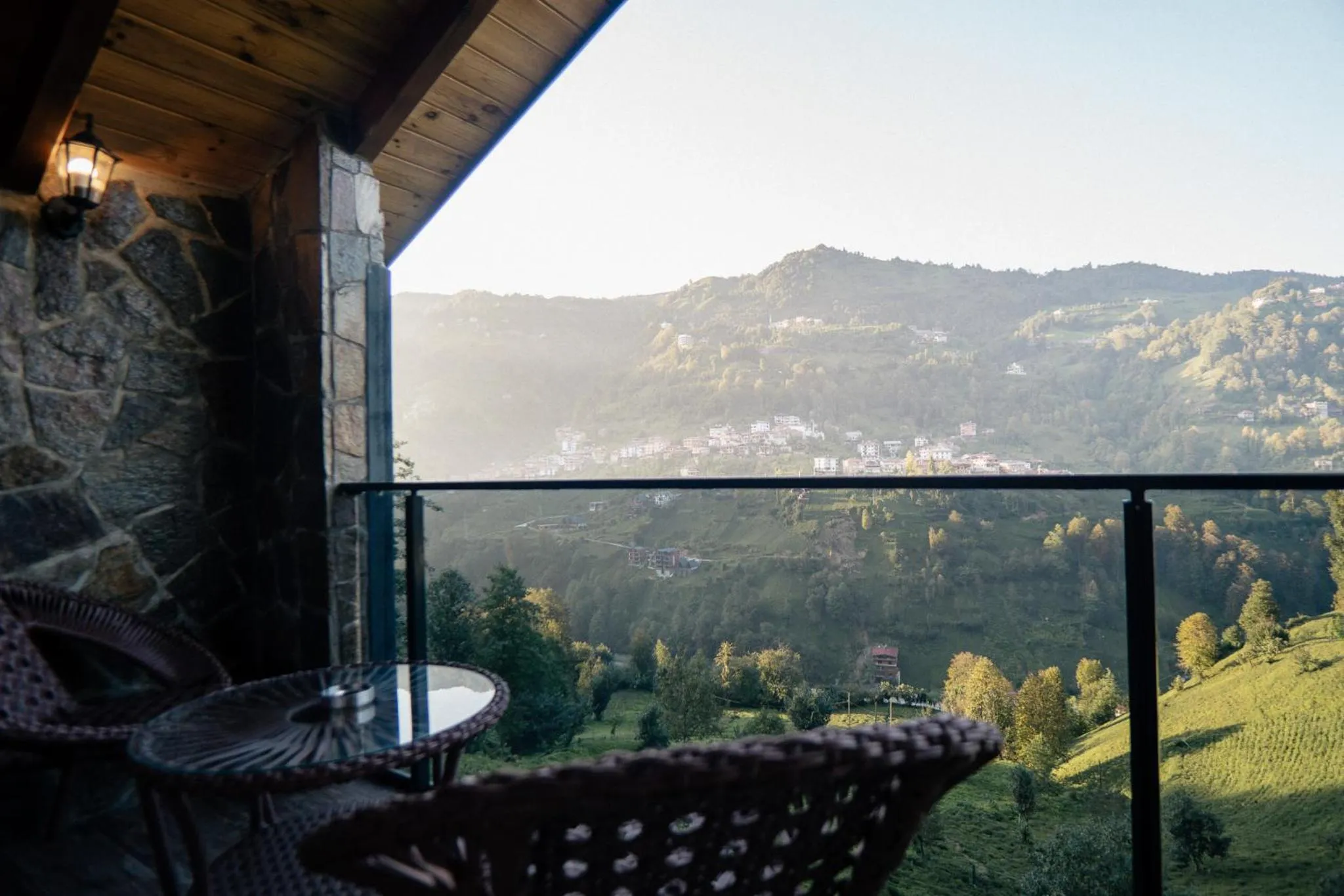 Day in Mezrasuit Bungalov