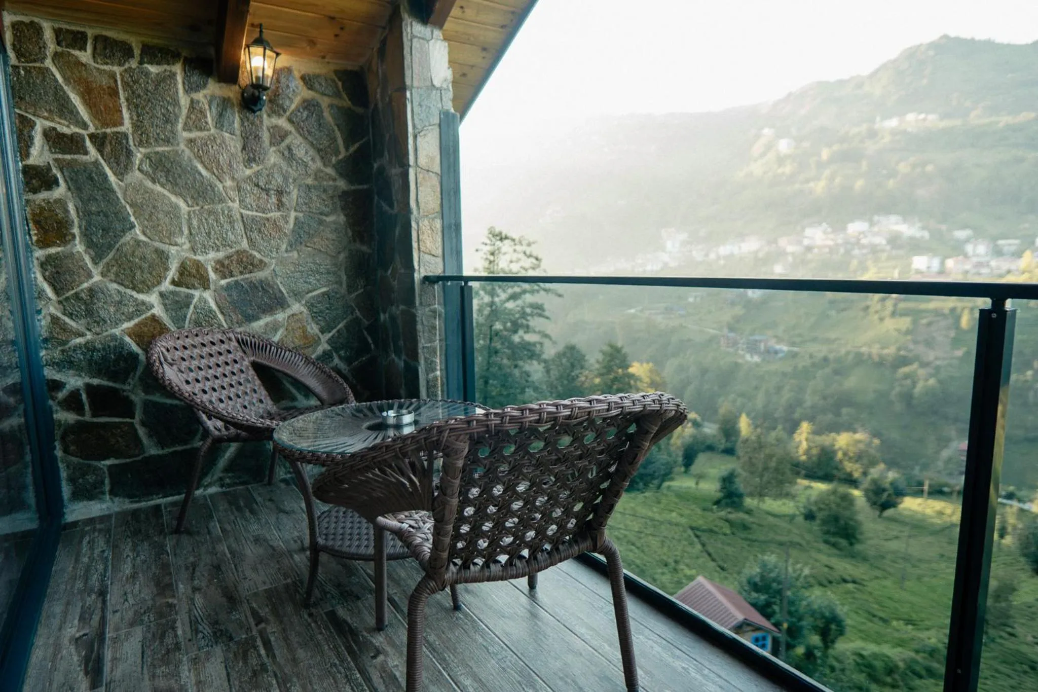 Day in Mezrasuit Bungalov