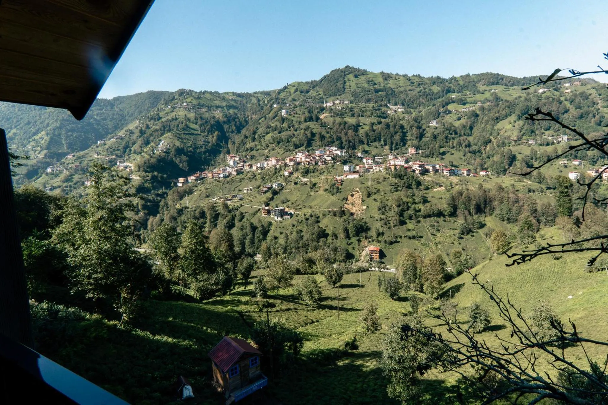 Day in Mezrasuit Bungalov