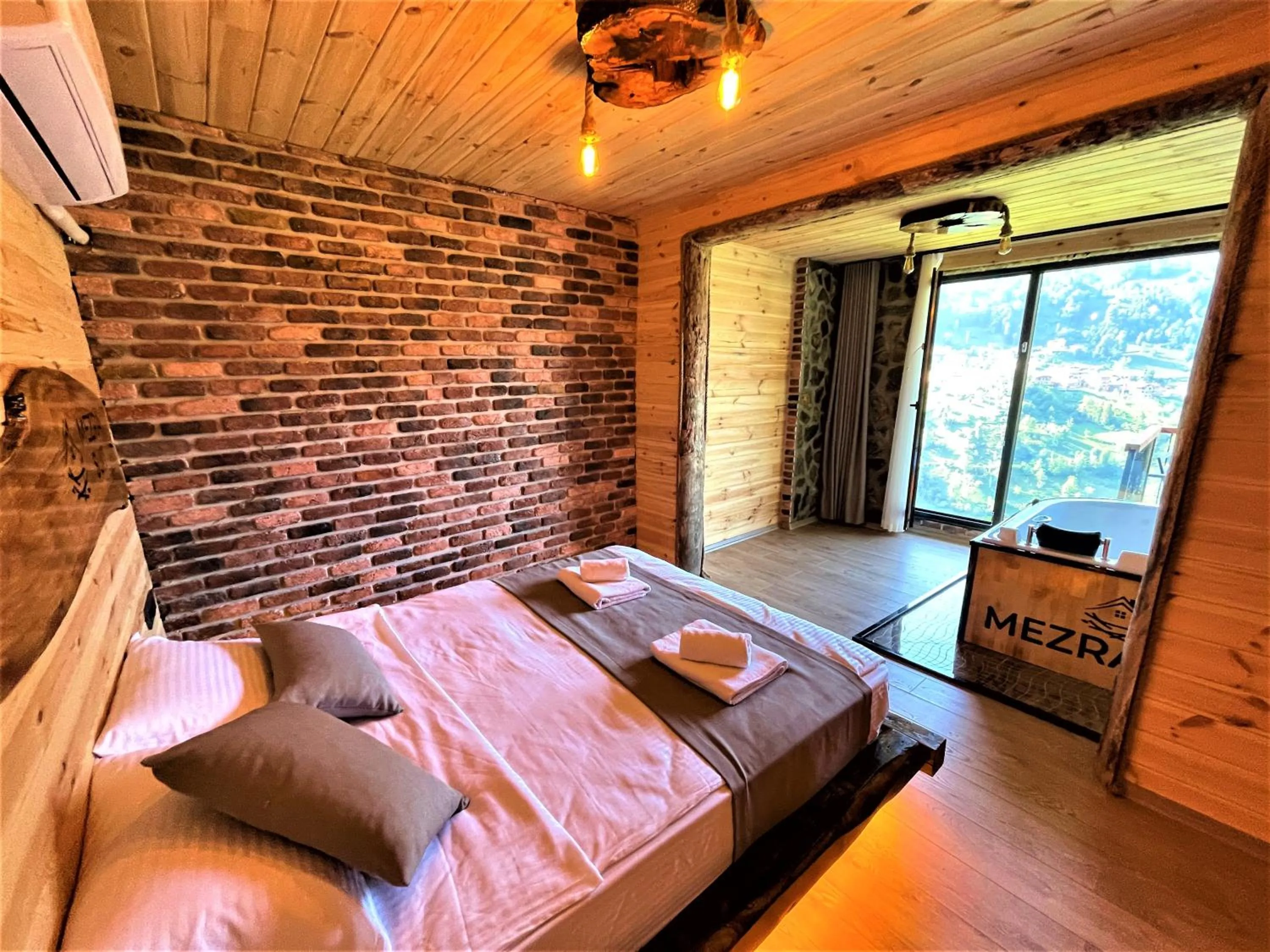 Bed in Mezrasuit Bungalov