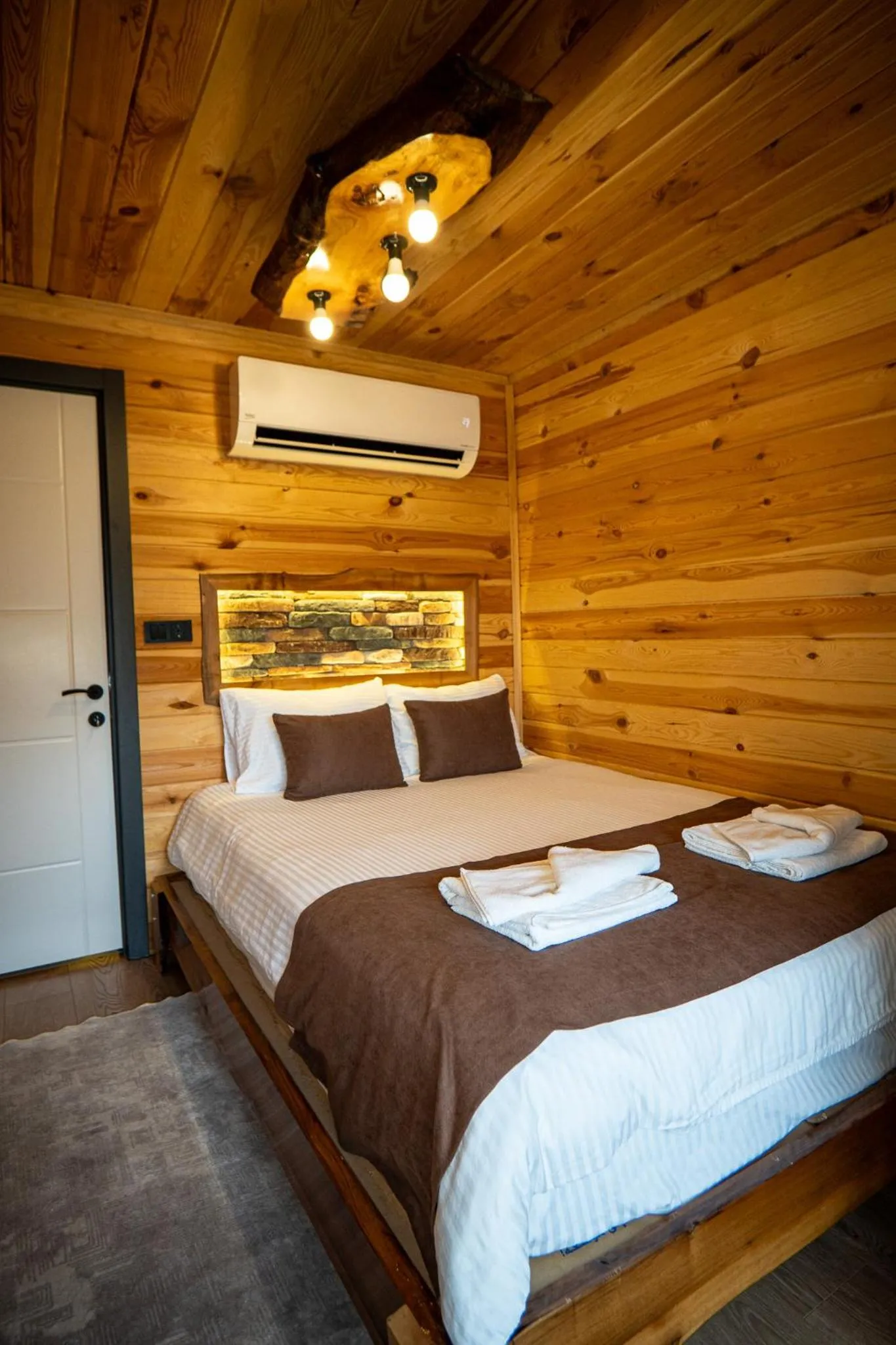 Bed in Mezrasuit Bungalov