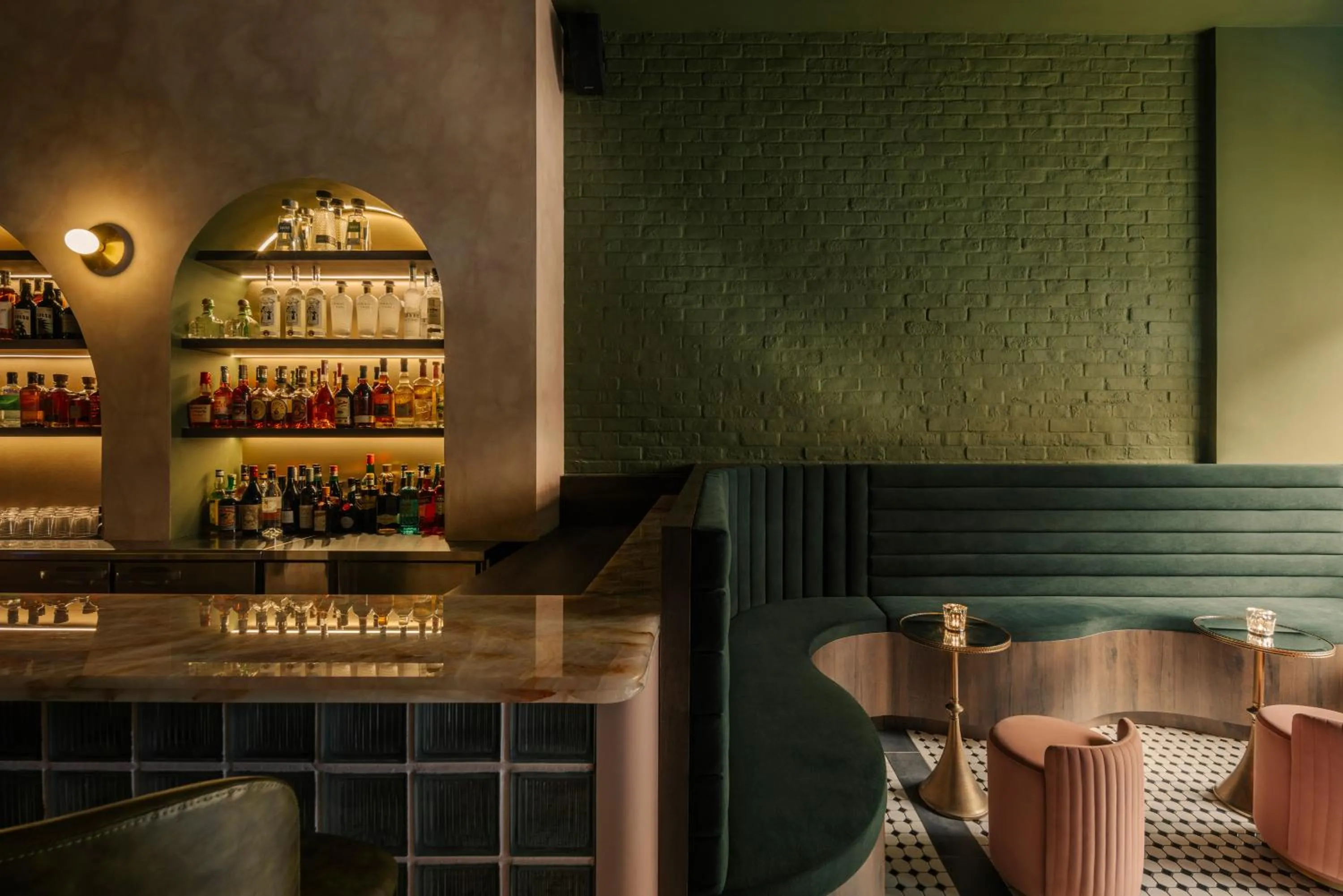 Lounge or bar in Hotel NuVe Heritage