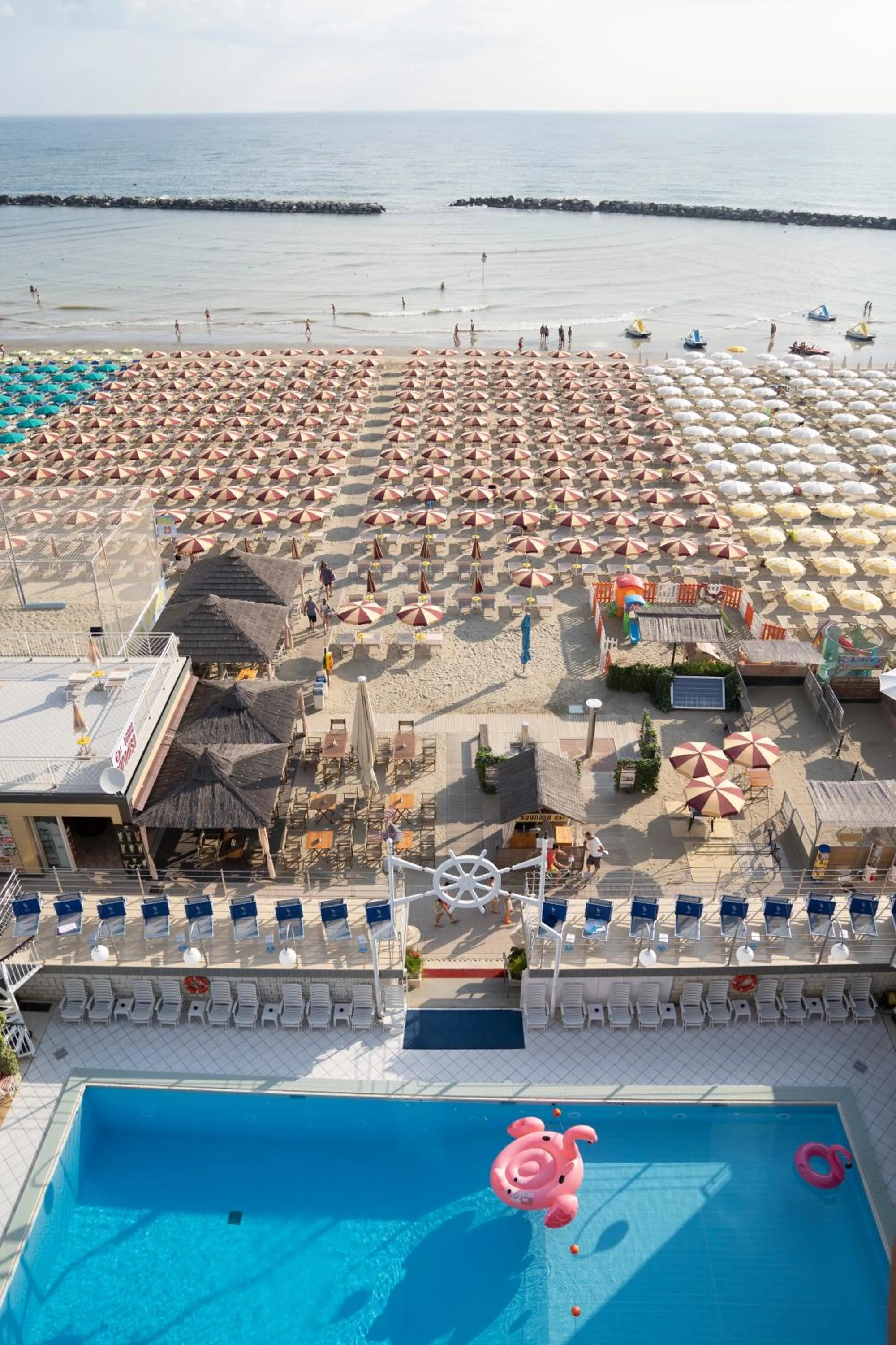 Beach in Hotel Flamingo