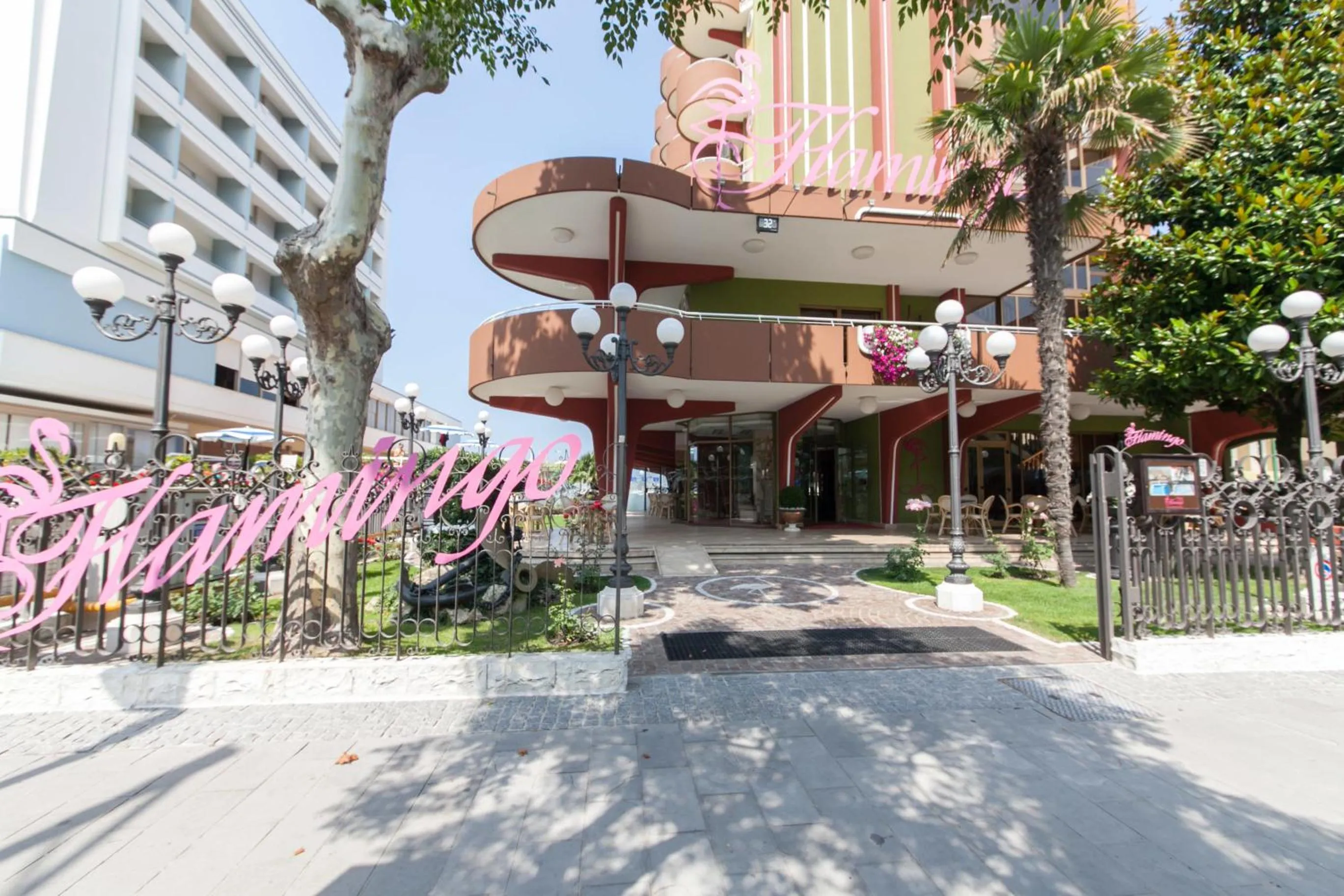 Facade/entrance in Hotel Flamingo
