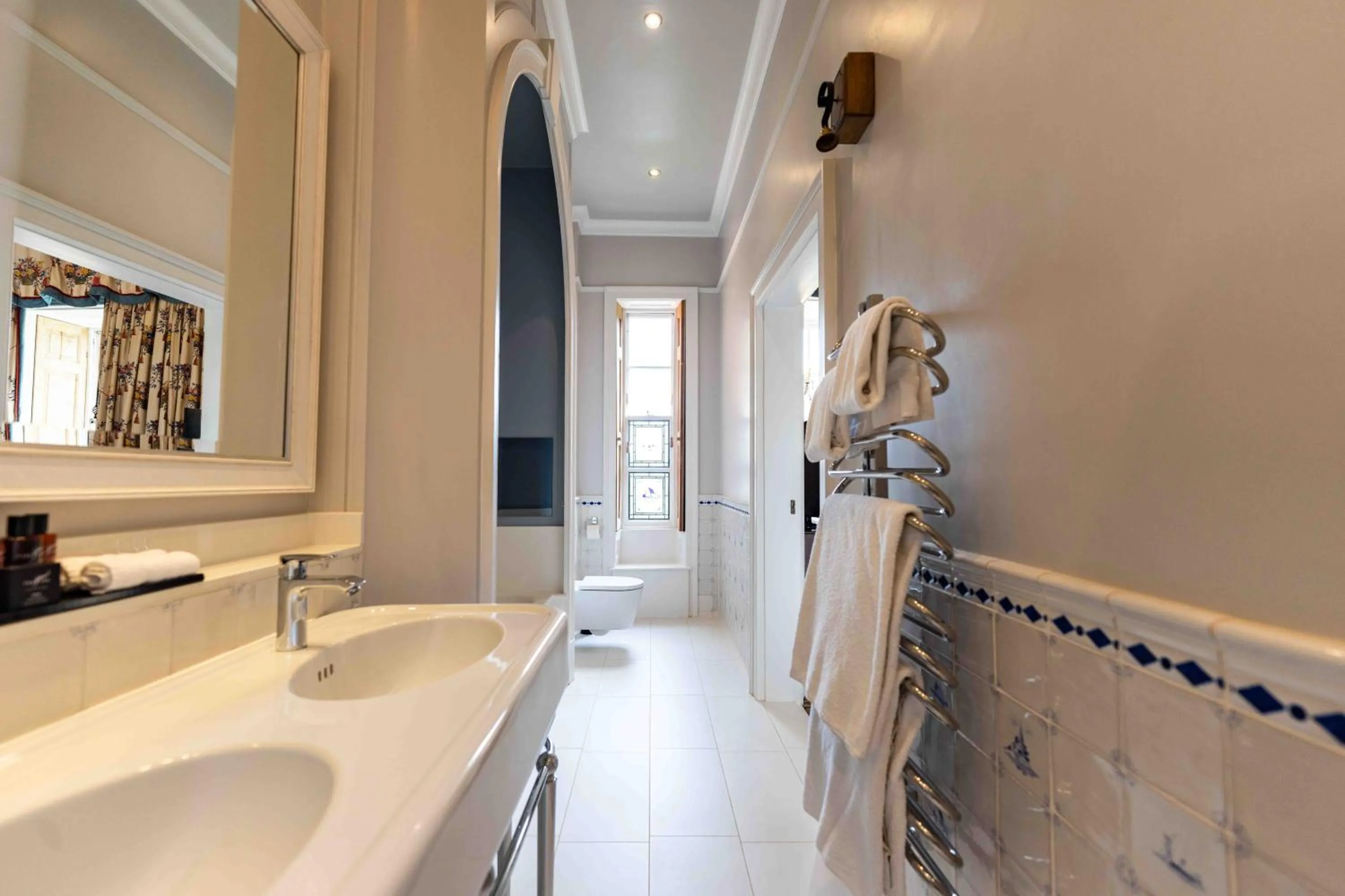 Bathroom in Lainston House