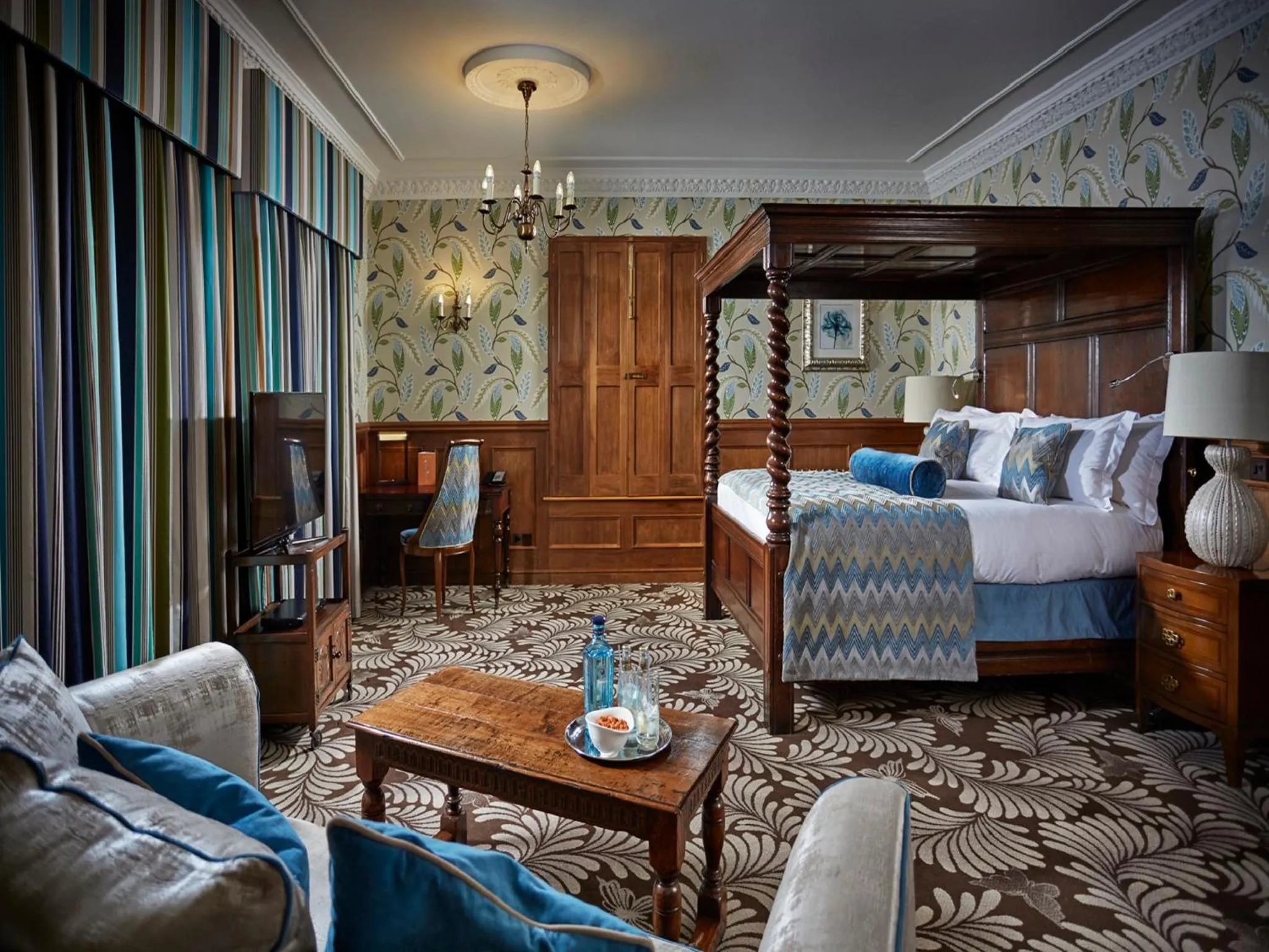 Bed in Lainston House