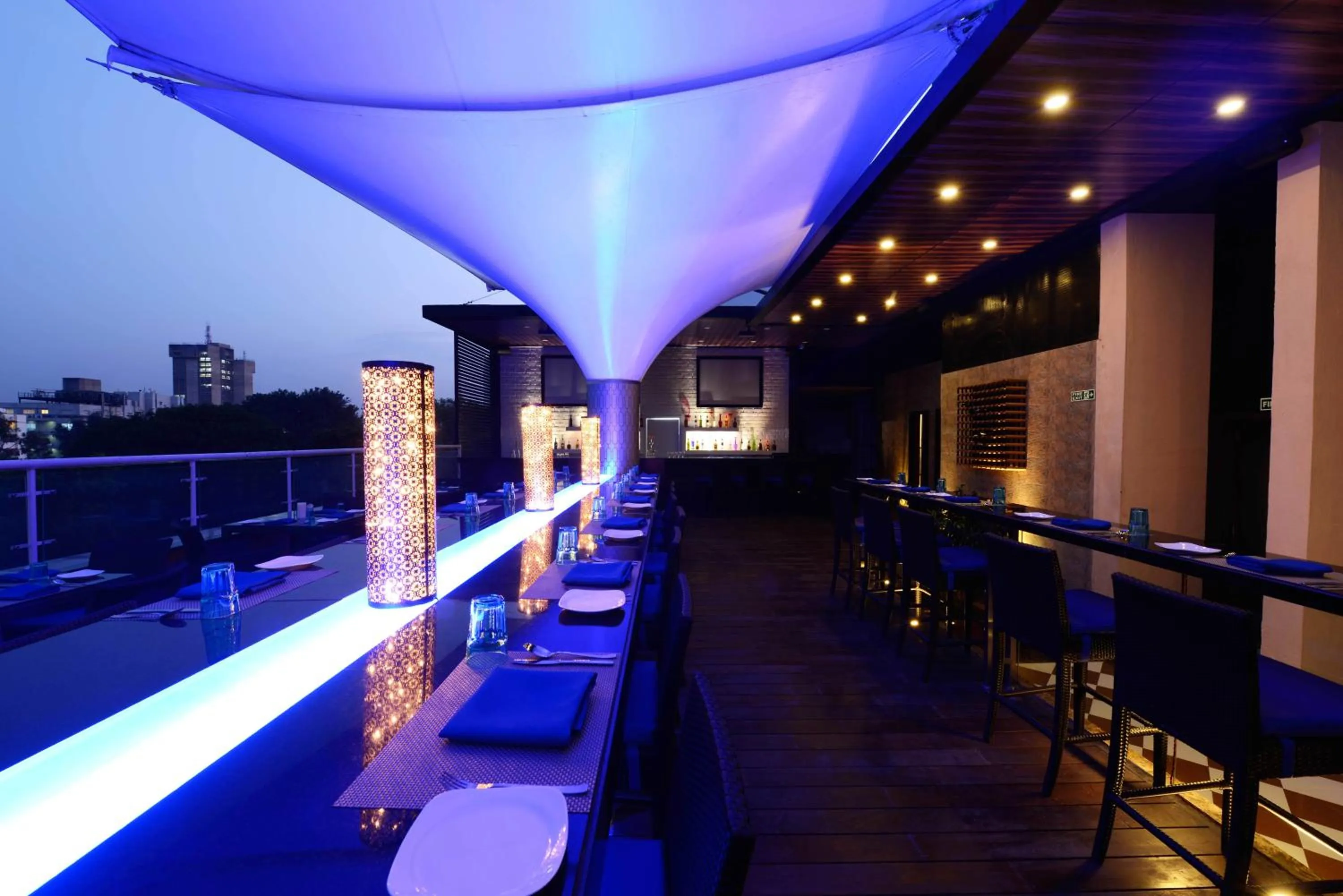 Restaurant/places to eat in The Cunningham Hotel Bangalore