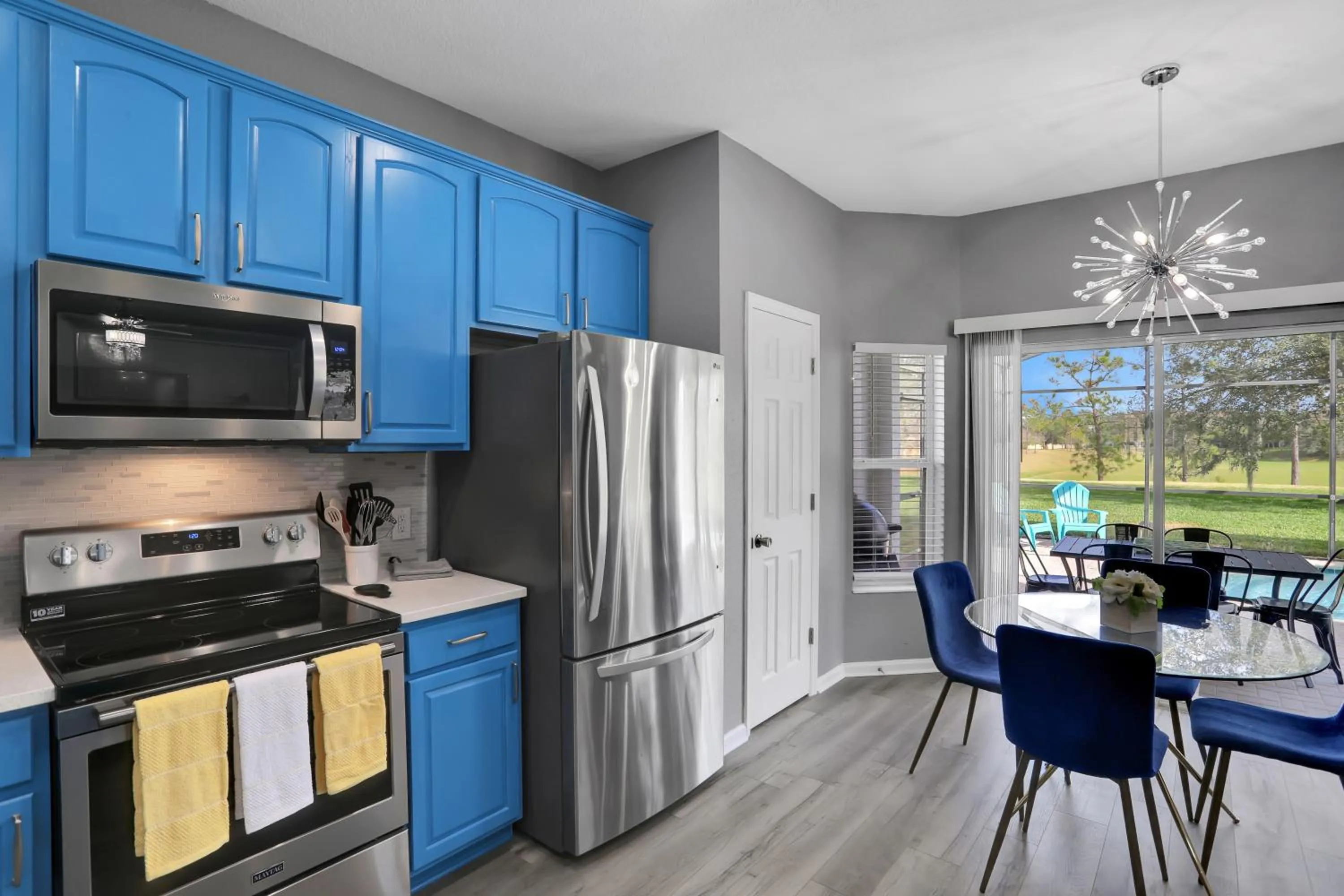 Themed Luxury 6BR Getaway with Resort Amenities