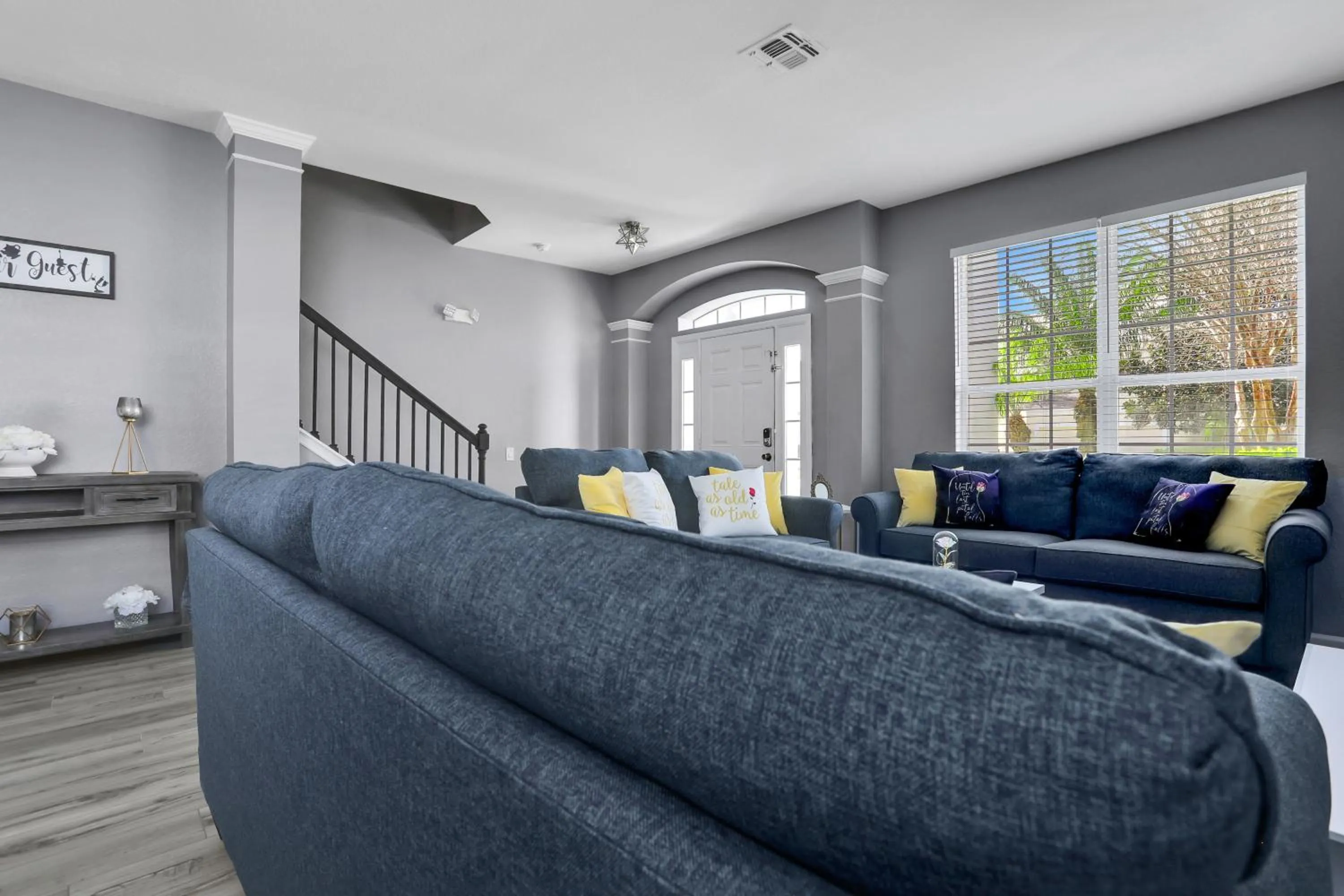 Themed Luxury 6BR Getaway with Resort Amenities