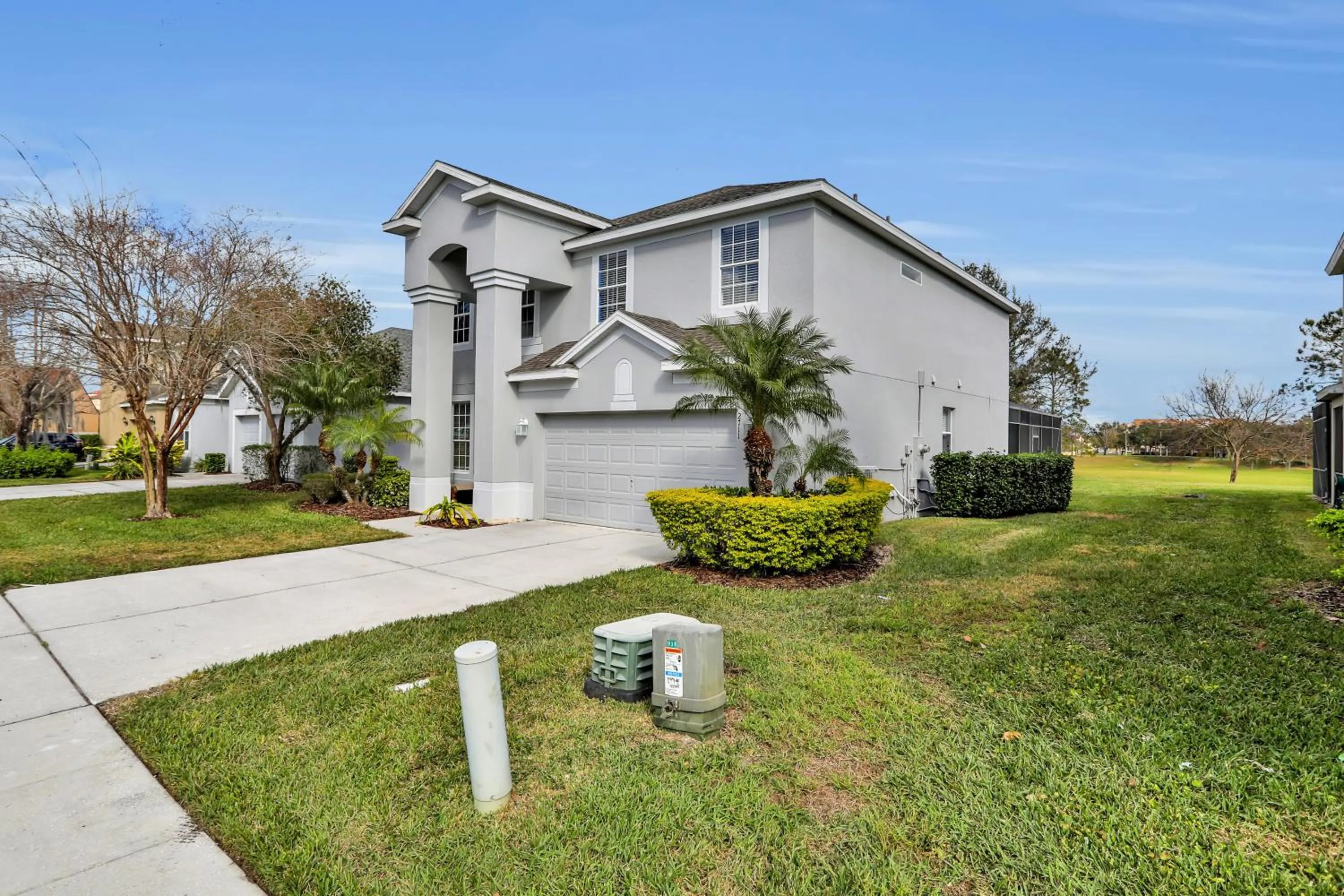 Themed Luxury 6BR Getaway with Resort Amenities