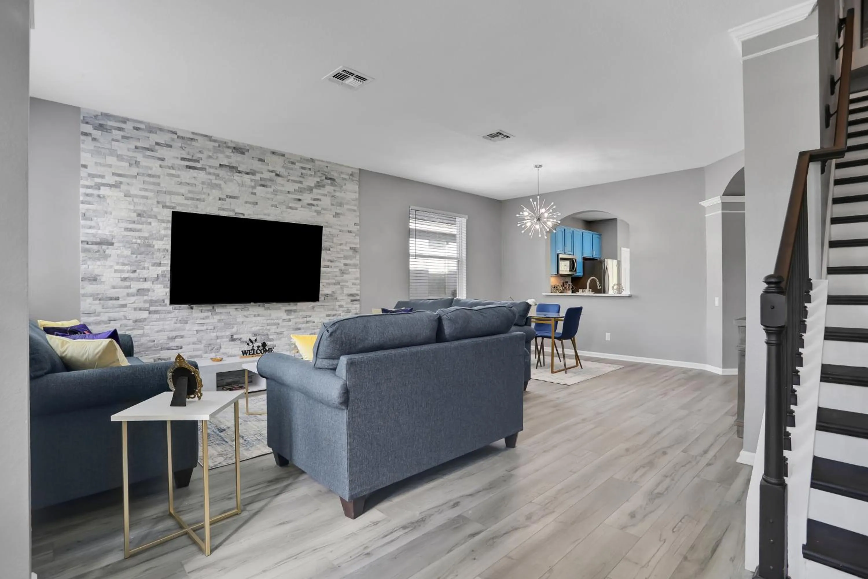 Themed Luxury 6BR Getaway with Resort Amenities