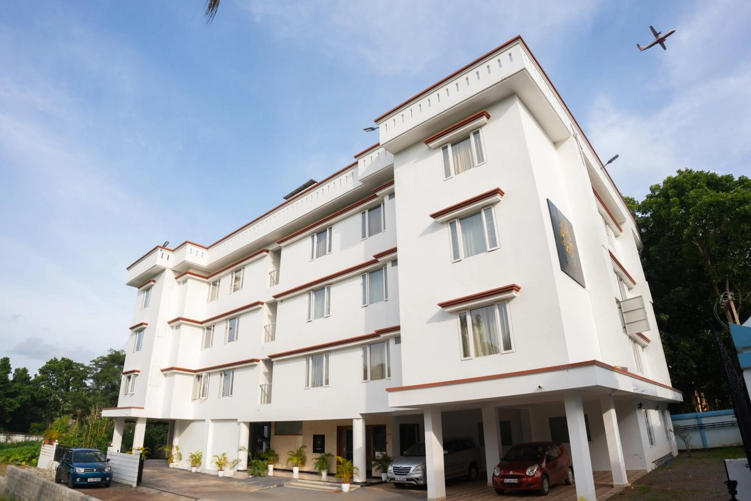 Property building in Daffodils Luxury Airport Suites