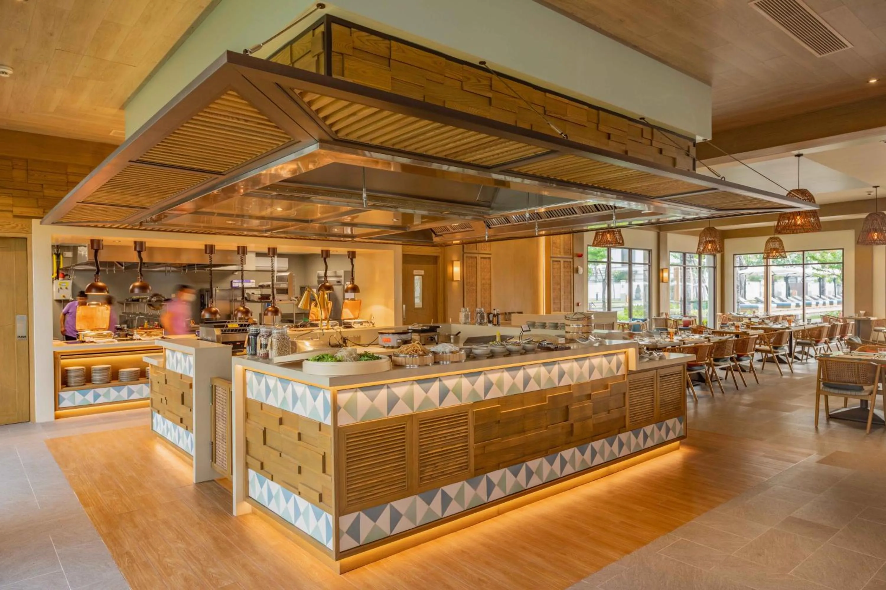 Restaurant/places to eat in Fusion Resort and Villas Da Nang