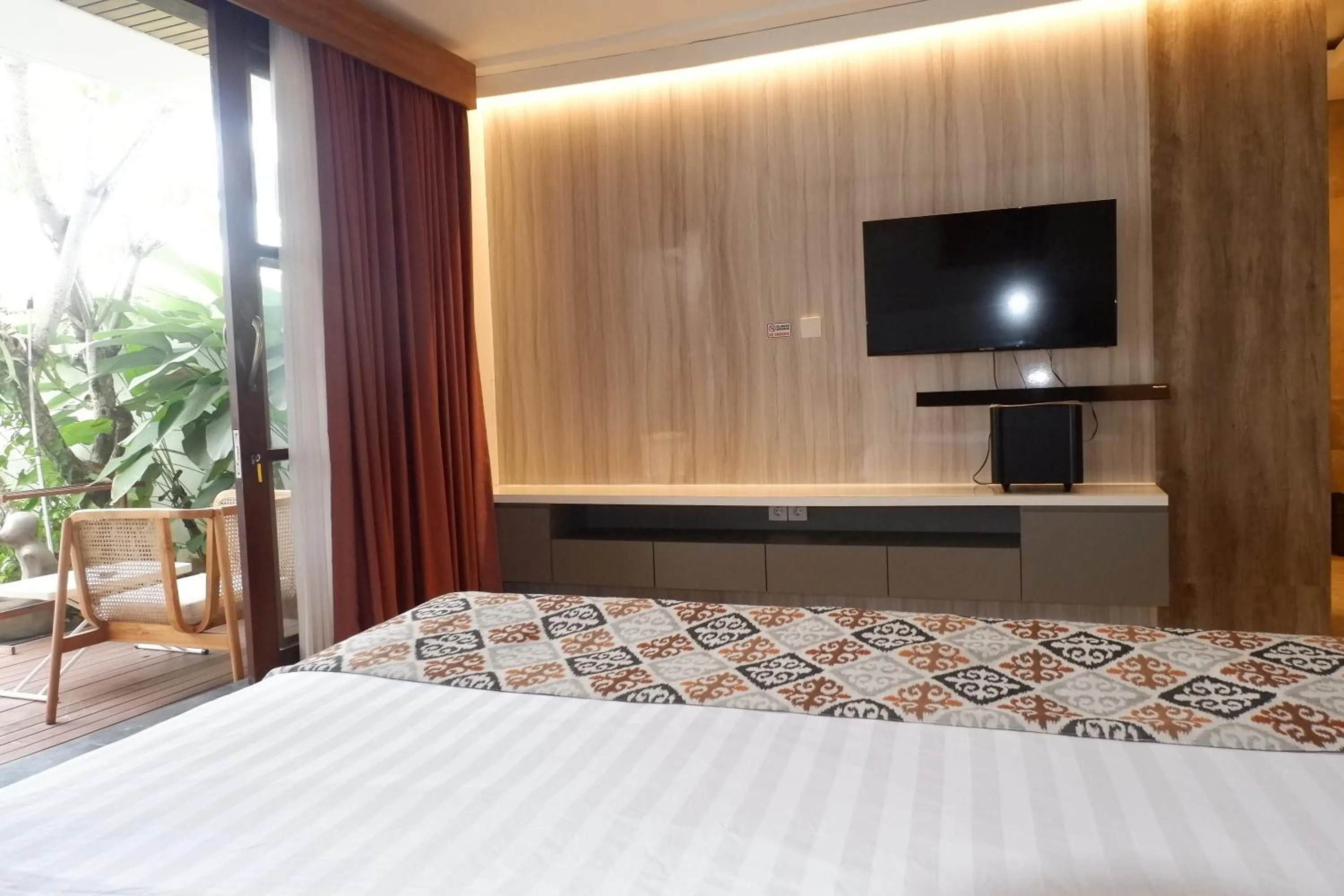 TV and multimedia, Bed in The BALIem Villa