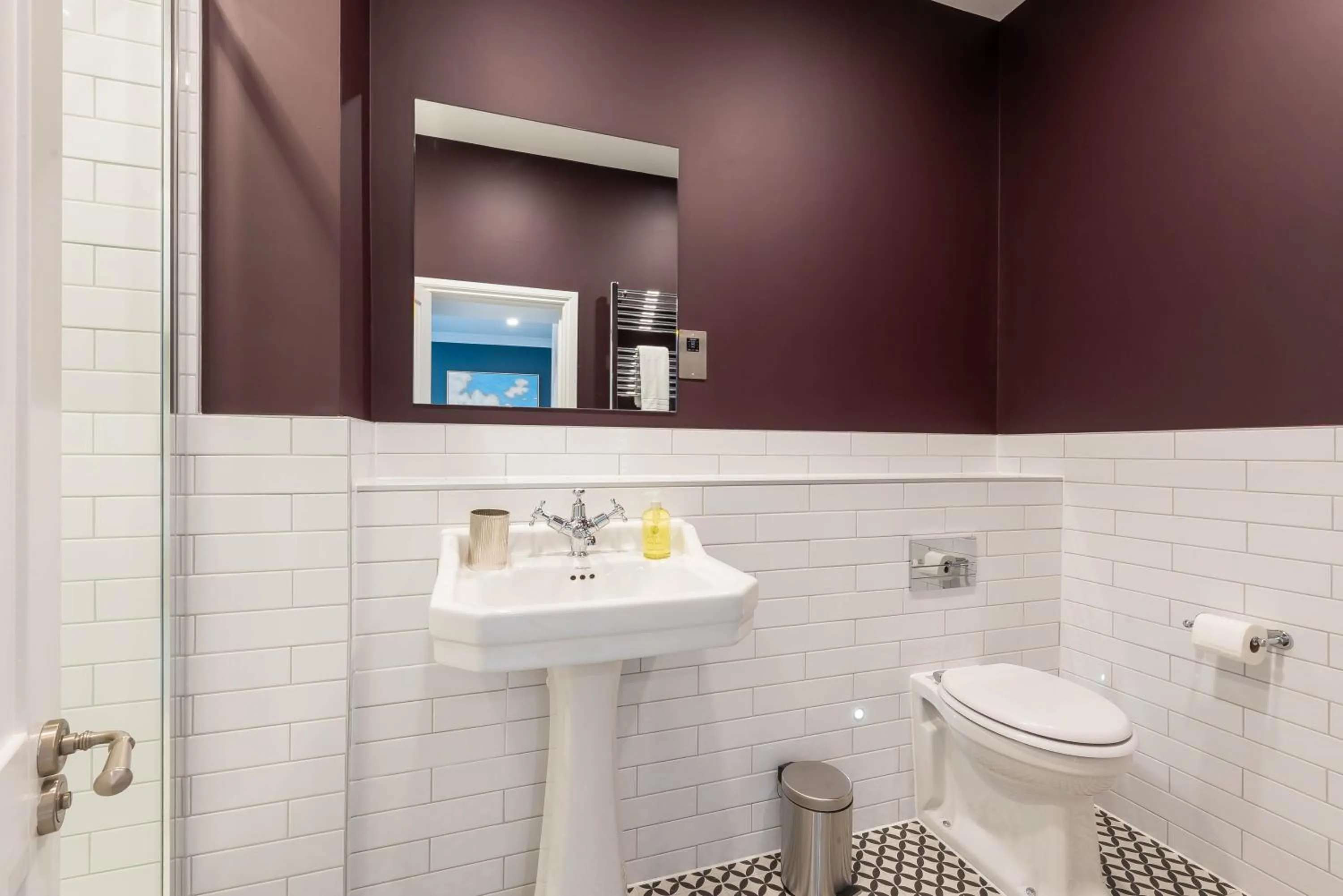 Toilet in Old Abbey House