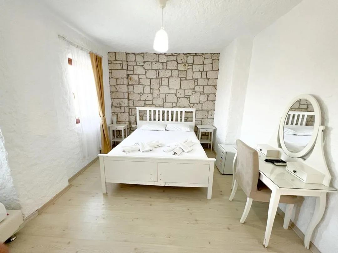 Bed in Gonulhan Hotel