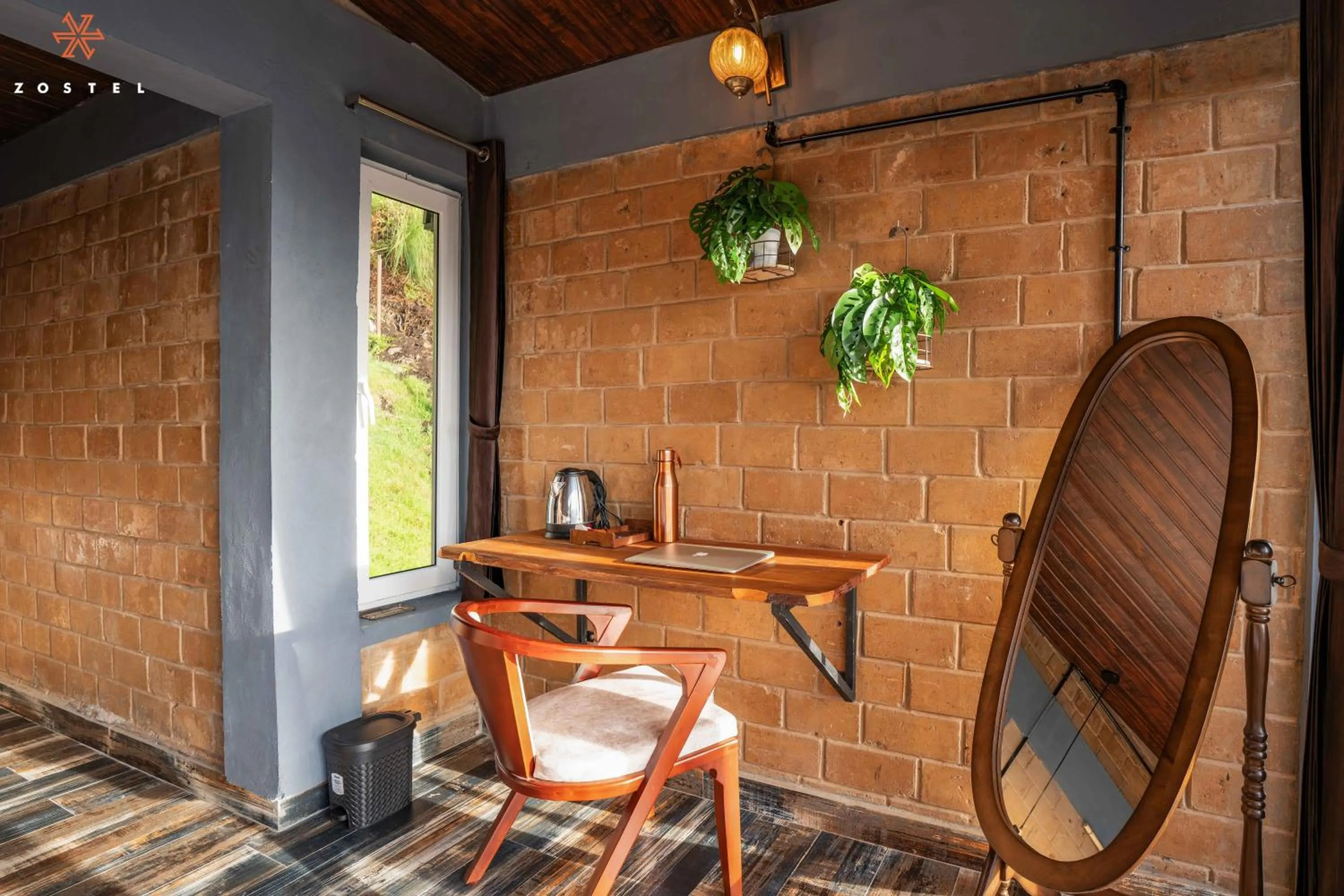 Living room in Zostel Plus Poombarai, Kodaikanal