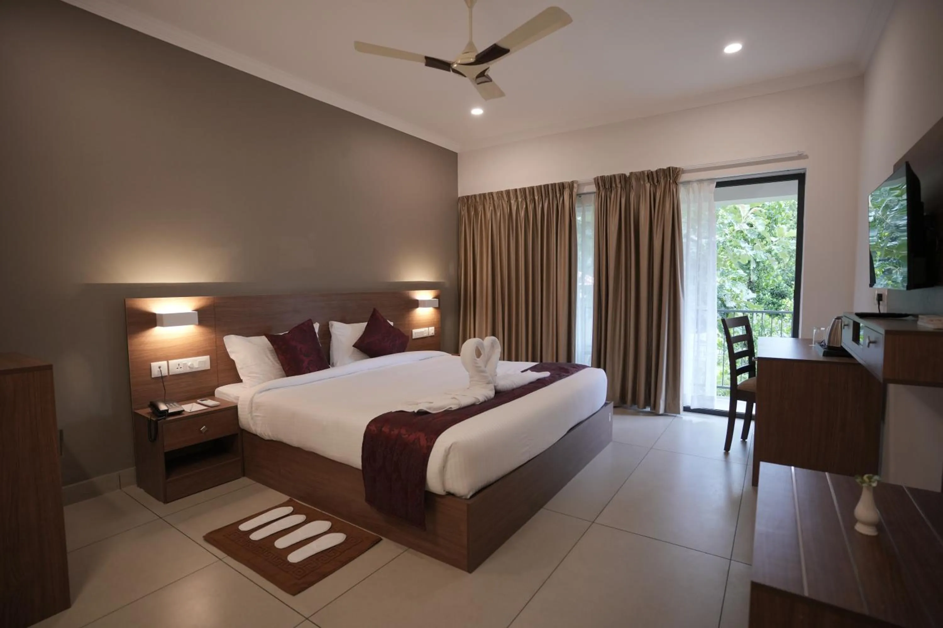 Bedroom in Riverdale Munnar Resorts & Spa