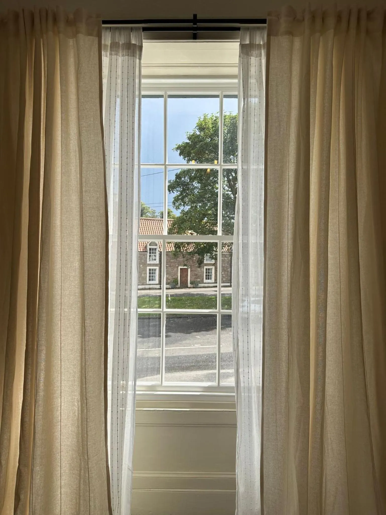 The Victoria Hotel,Bar,Bistro