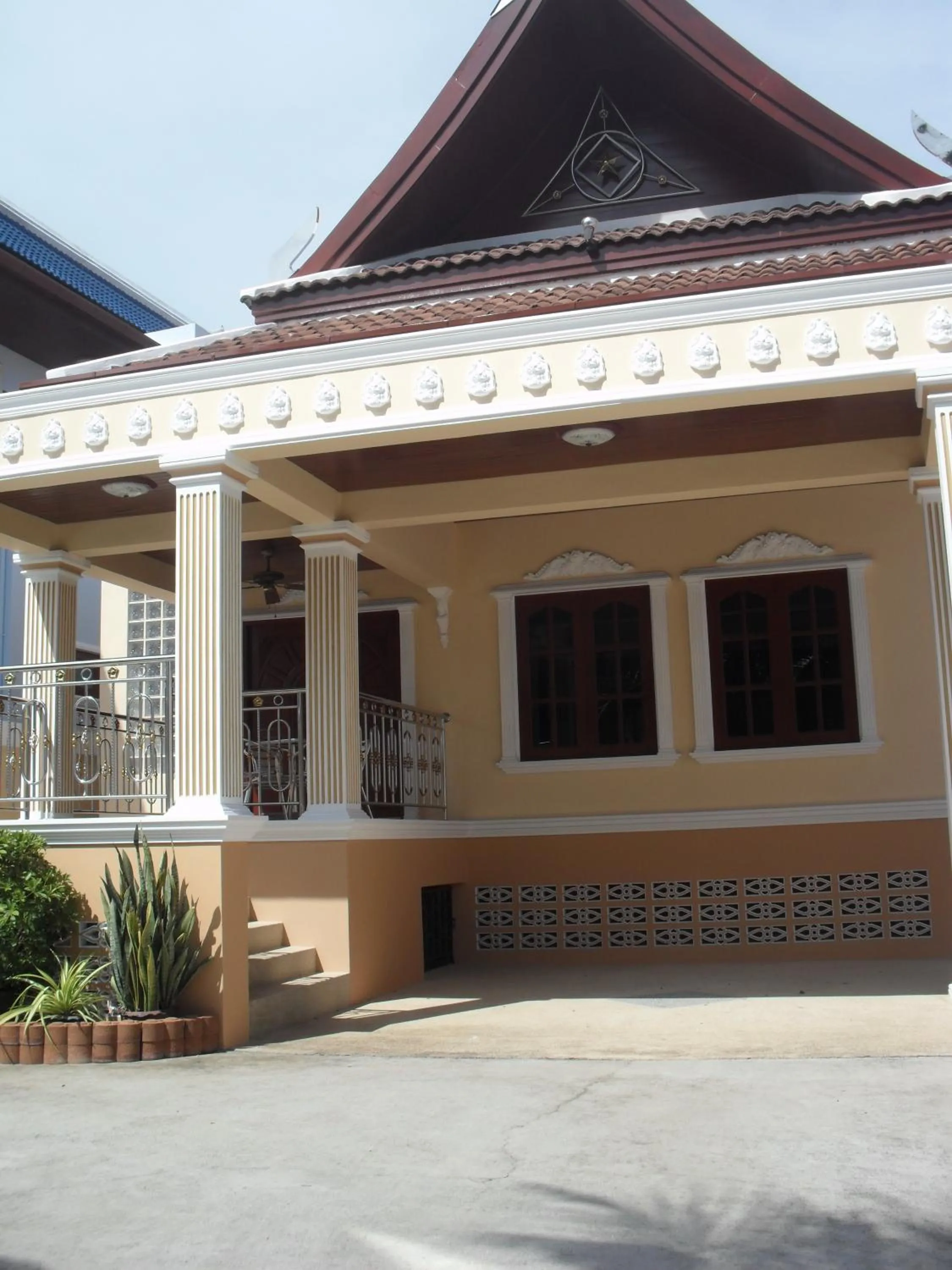 Facade/entrance in Majestic Villas Phuket