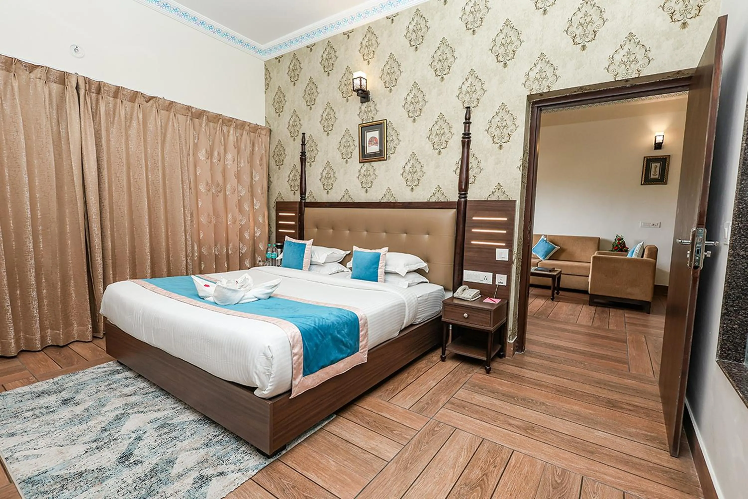 Suite in Labh Garh Palace Resort & Spa