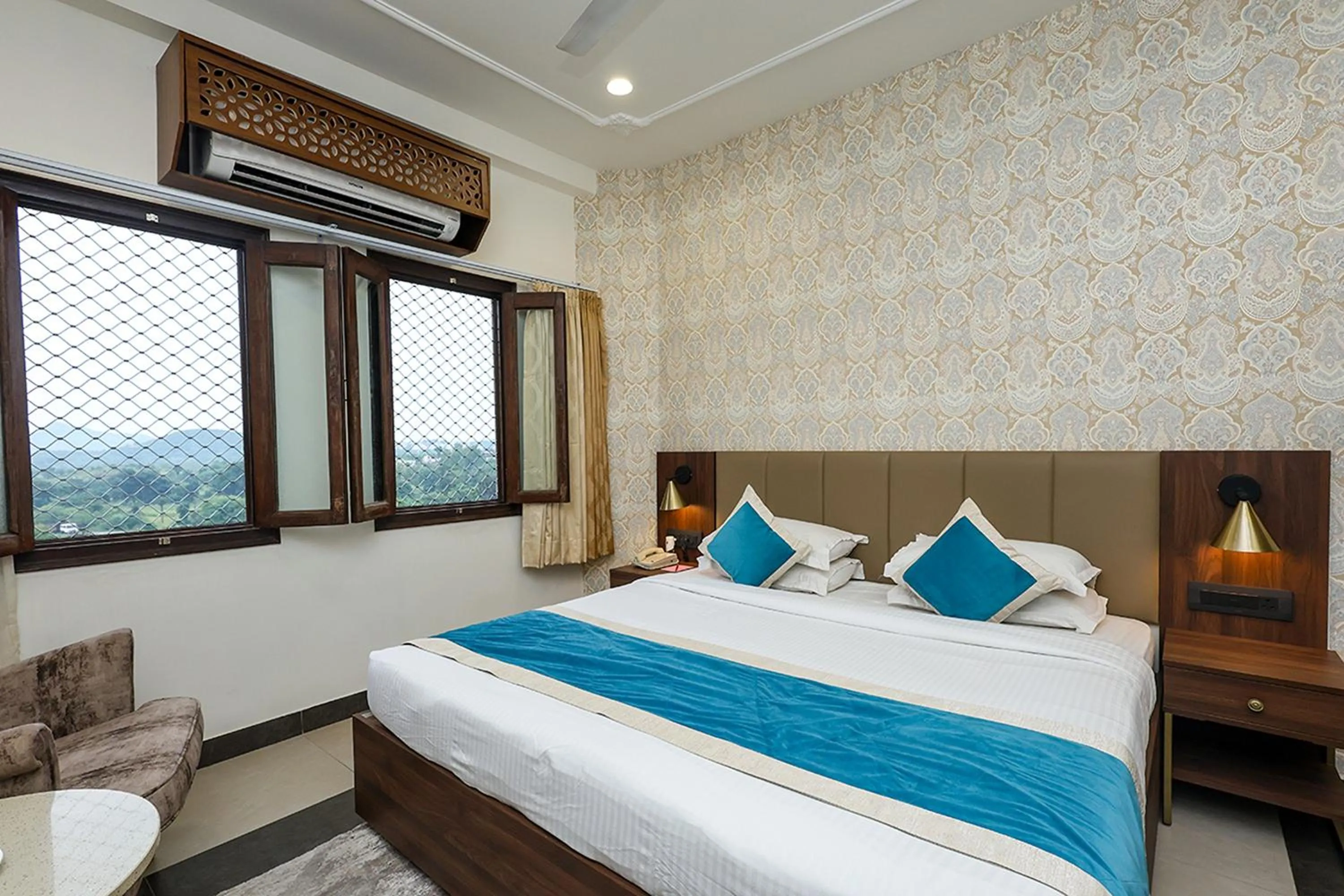 Bed in Labh Garh Palace Resort & Spa