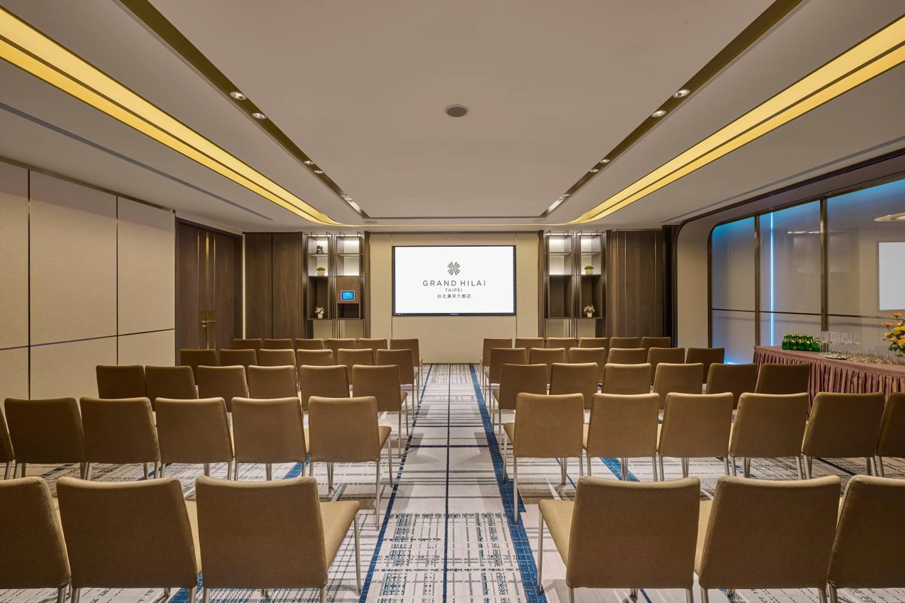Meeting/conference room in Grand HiLai Taipei