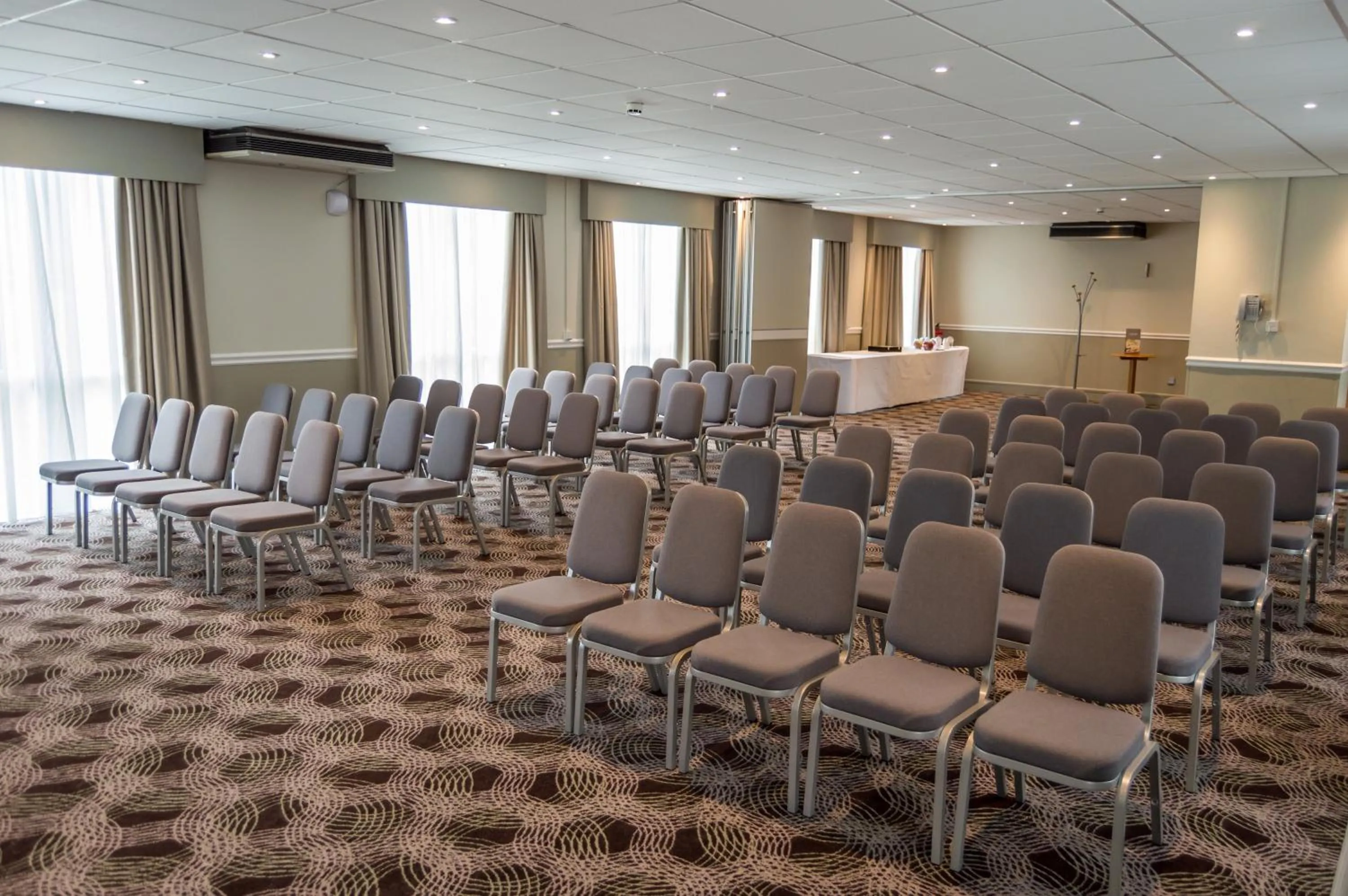 Meeting/conference room in Holiday Inn Leeds Garforth by IHG
